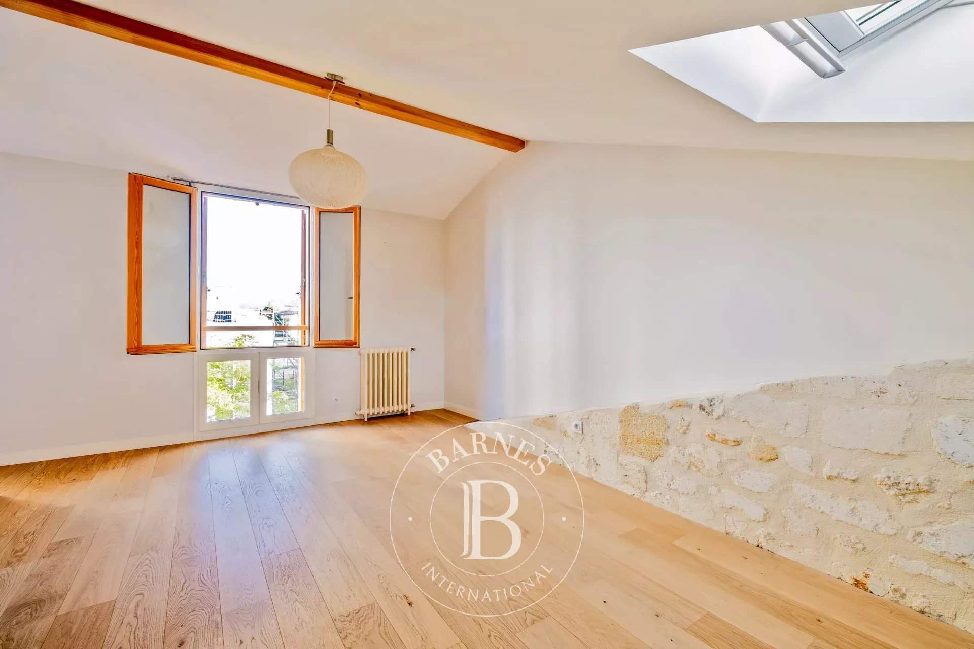 Bordeaux  - Maison 5 Pi&egrave;ces 4 Chambres - picture 7