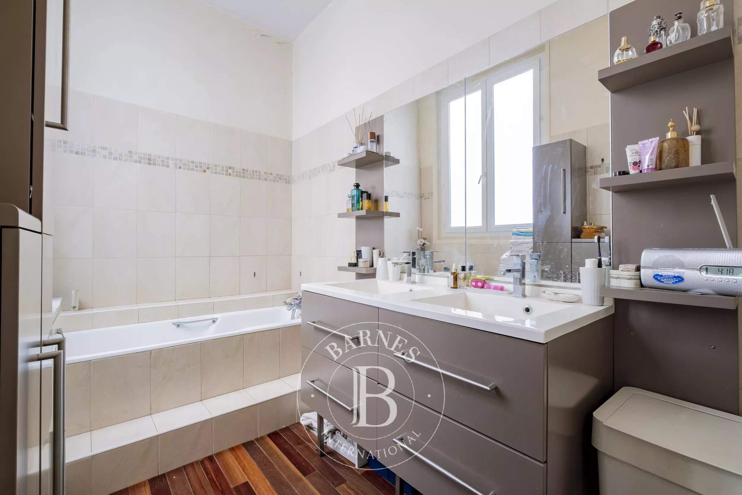 Bordeaux  - Appartement 5 Pi&egrave;ces 3 Chambres - picture 6