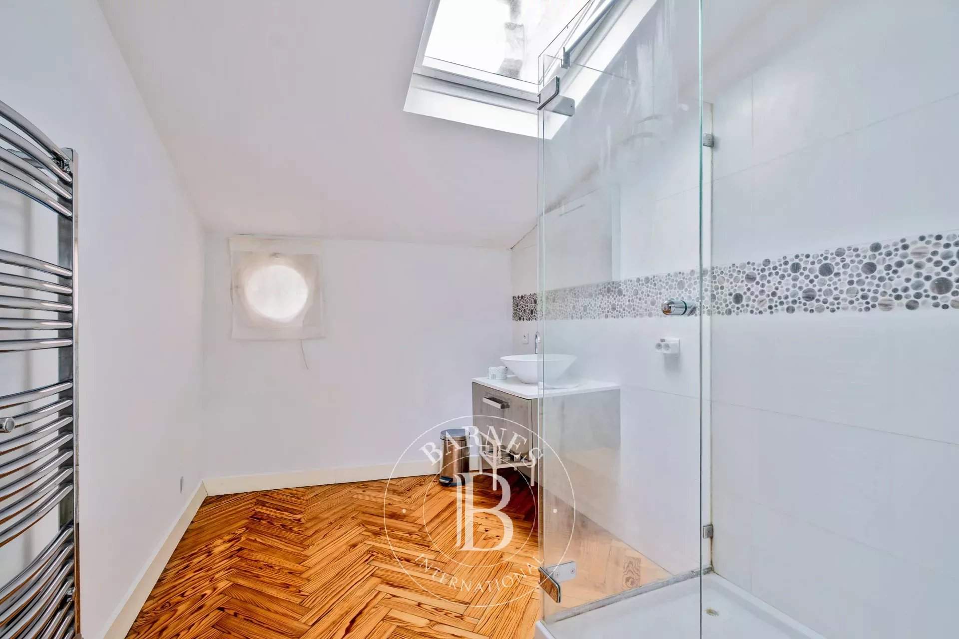 Bordeaux  - Maison 9 Pi&egrave;ces 5 Chambres - picture 16