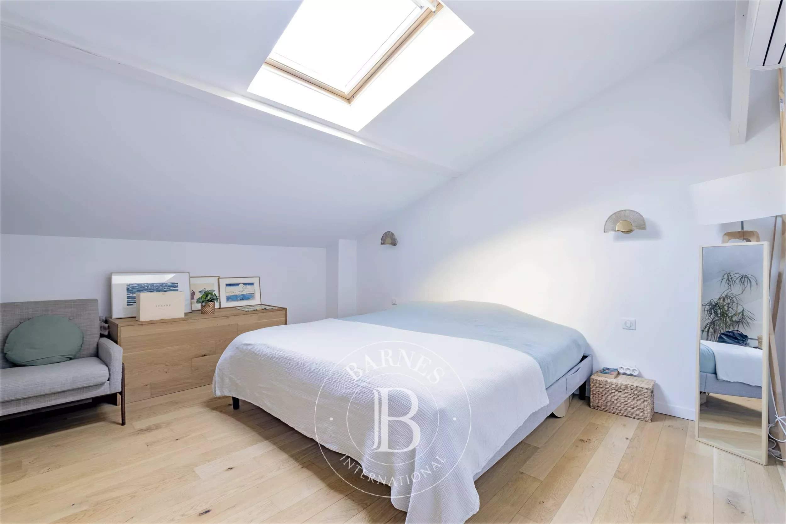 Bordeaux  - Maison 6 Pi&egrave;ces 4 Chambres - picture 9