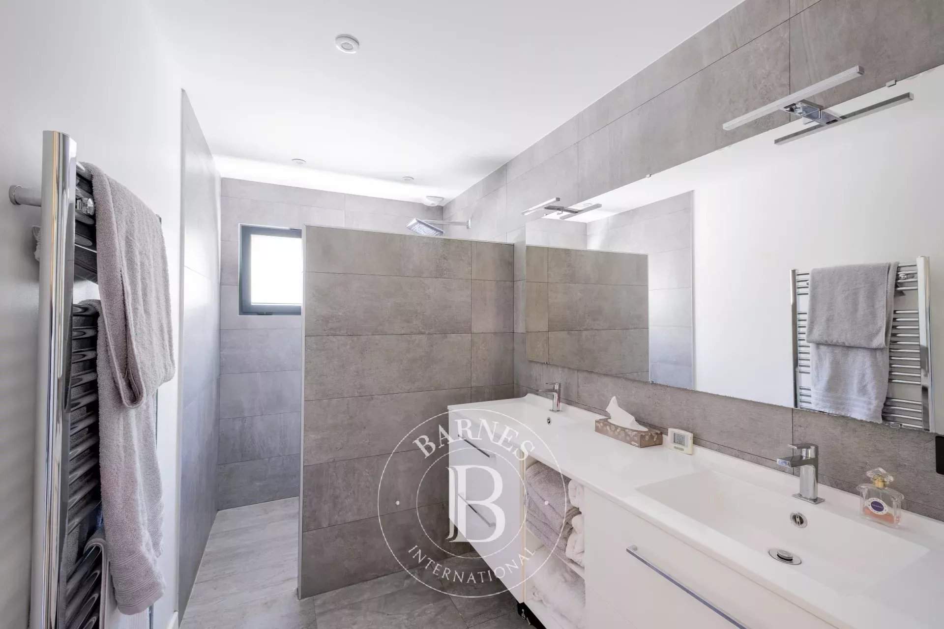 Pessac  - Maison 6 Pi&egrave;ces 5 Chambres - picture 12