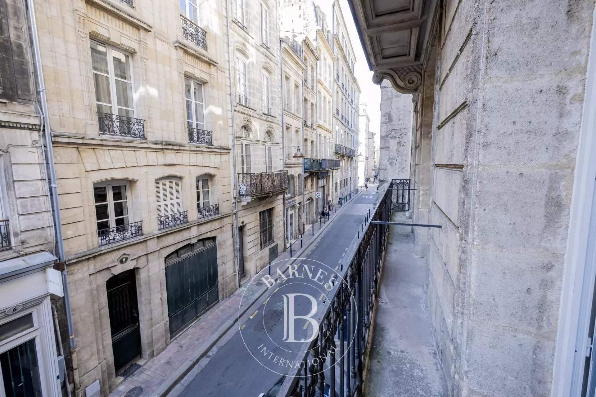 Bordeaux  - Appartement 5 Pièces 2 Chambres - picture 1