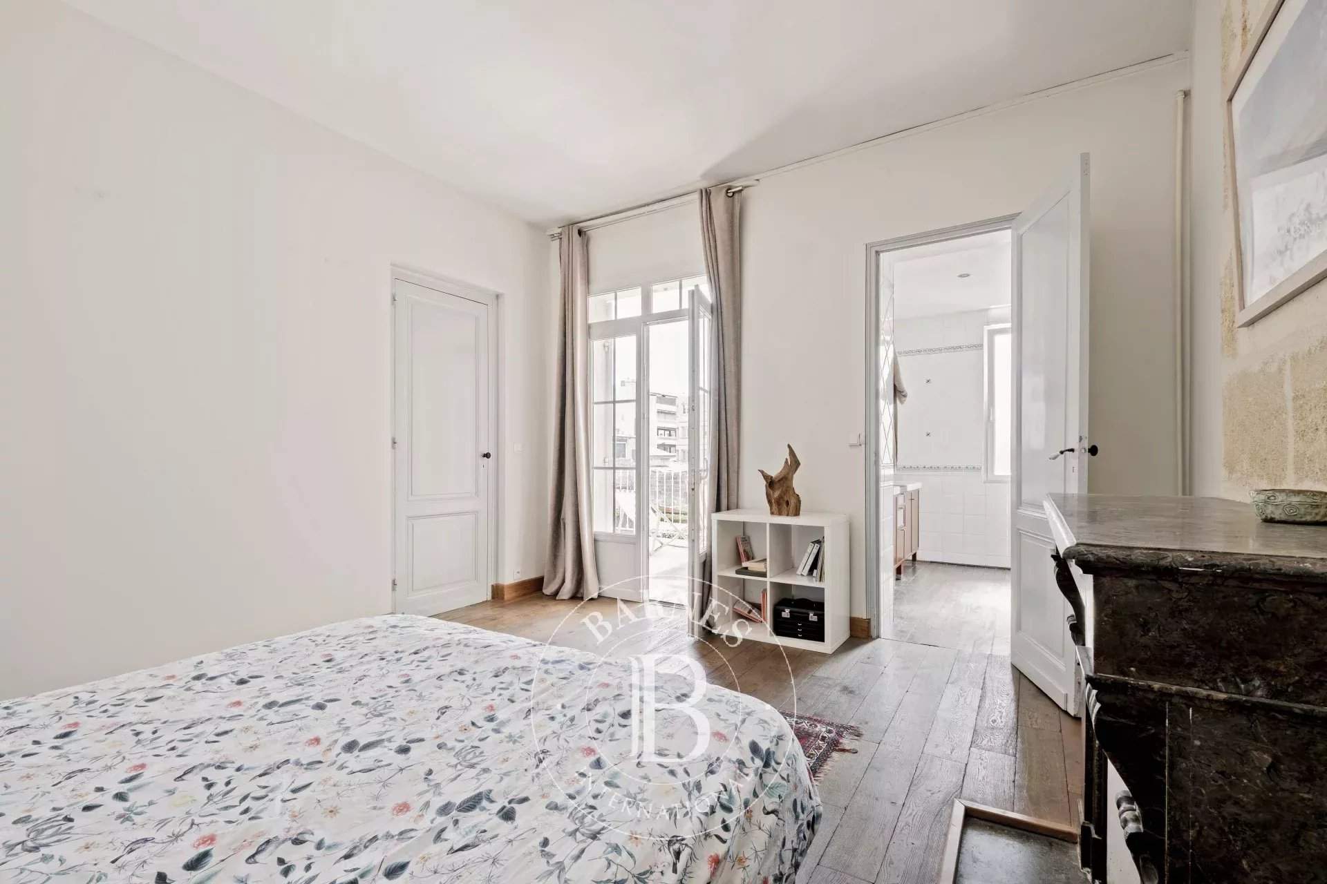 Bordeaux  - Maison 10 Pièces 6 Chambres - picture 9