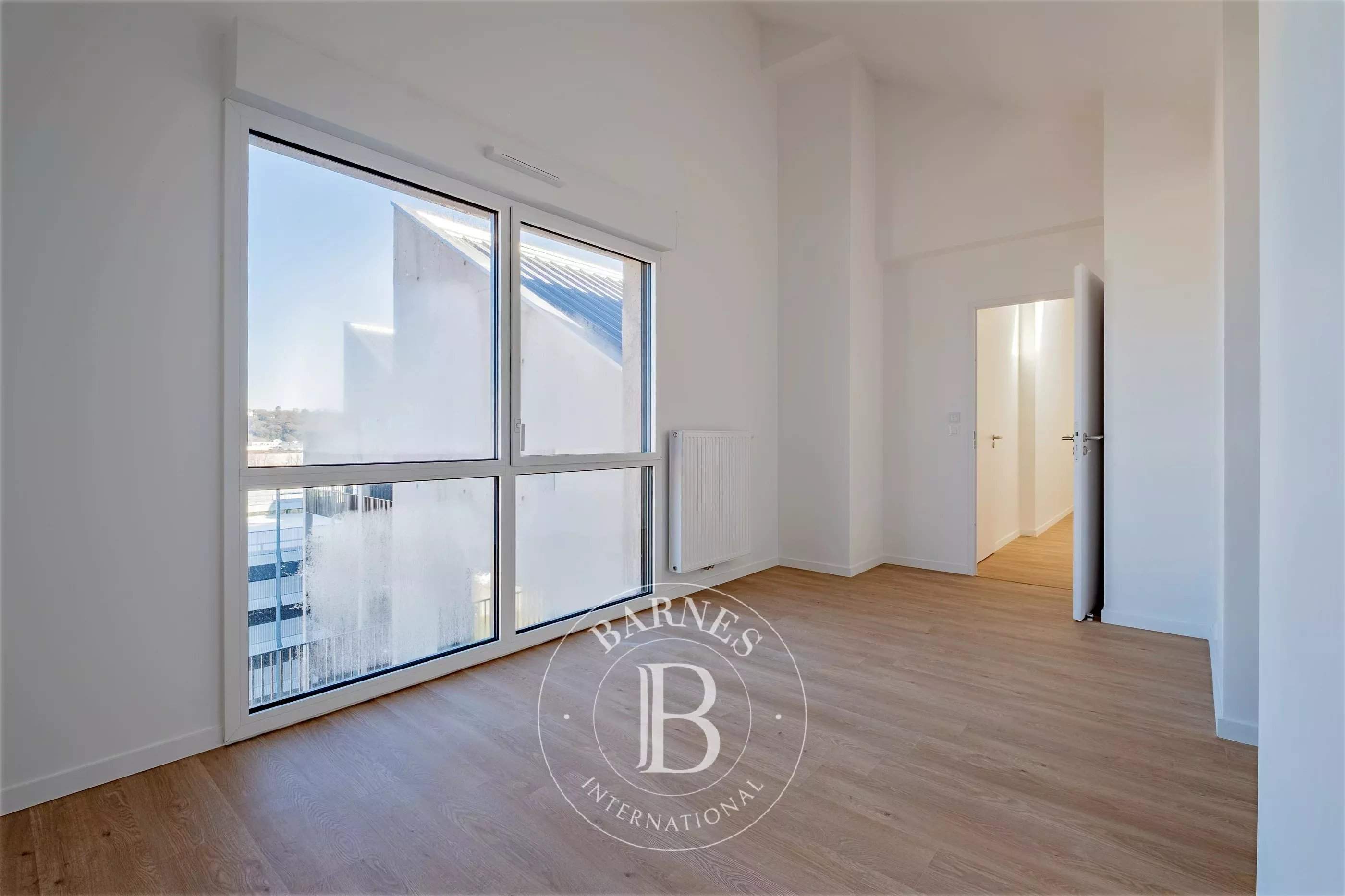 Bordeaux  - Appartement 5 Pi&egrave;ces 3 Chambres - picture 11