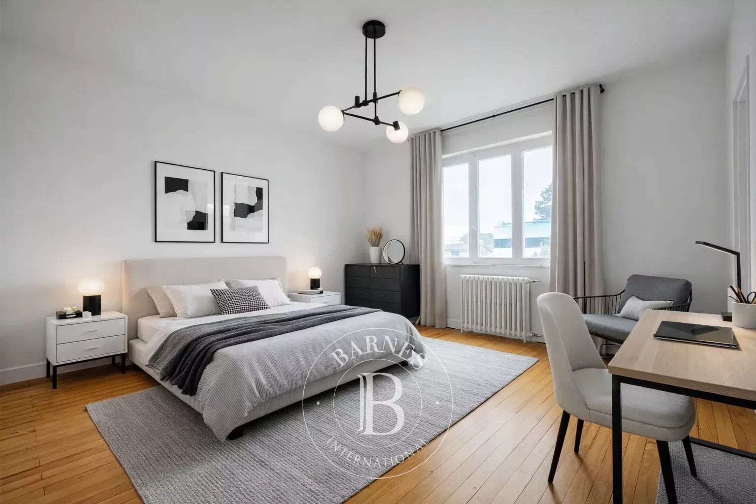 Bordeaux  - Maison 7 Pi&egrave;ces 4 Chambres - picture 11