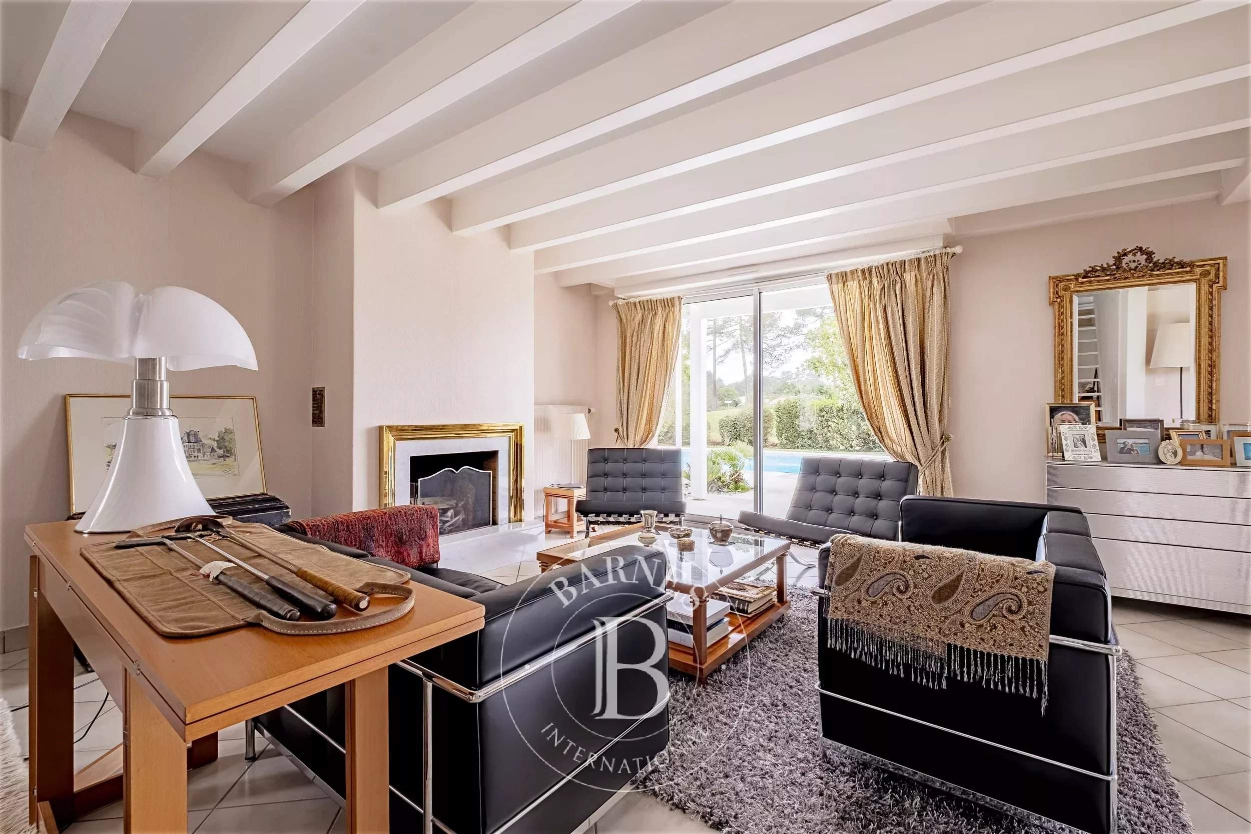 Pessac  - Maison 8 Pi&egrave;ces 3 Chambres - picture 3