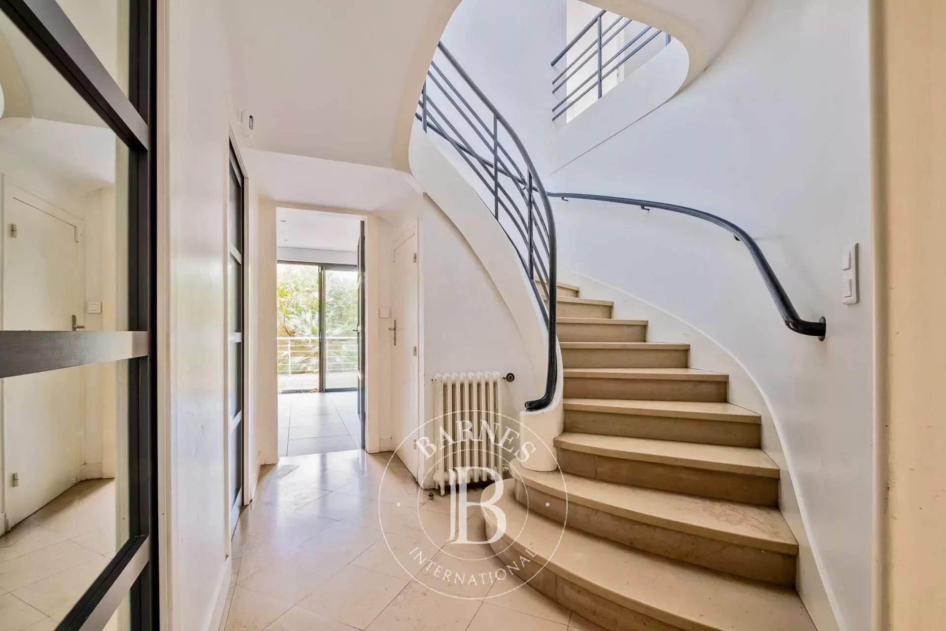 Bordeaux  - Maison 9 Pi&egrave;ces 5 Chambres - picture 8