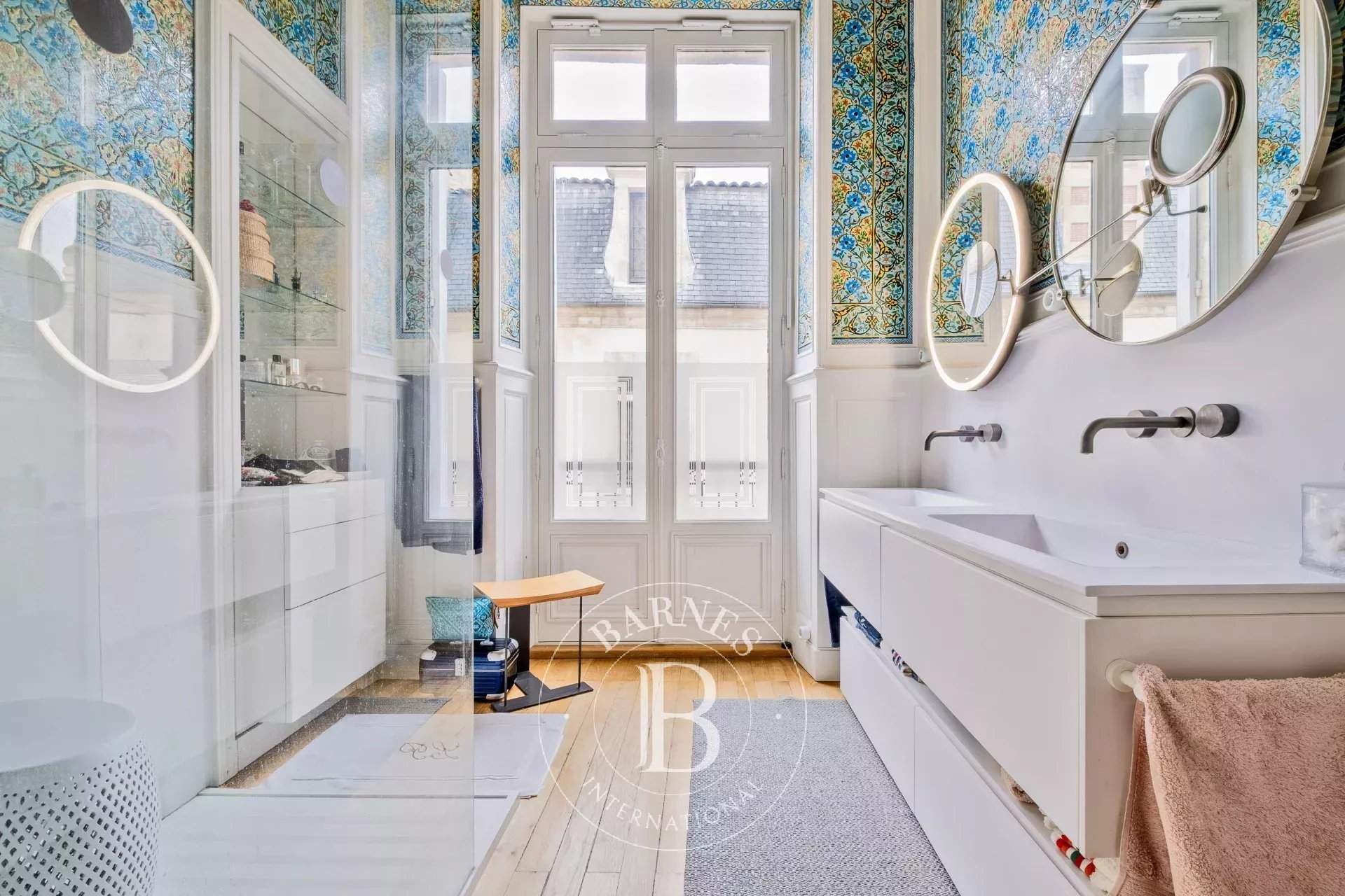 Bordeaux  - Appartement 9 Pi&egrave;ces 3 Chambres - picture 10