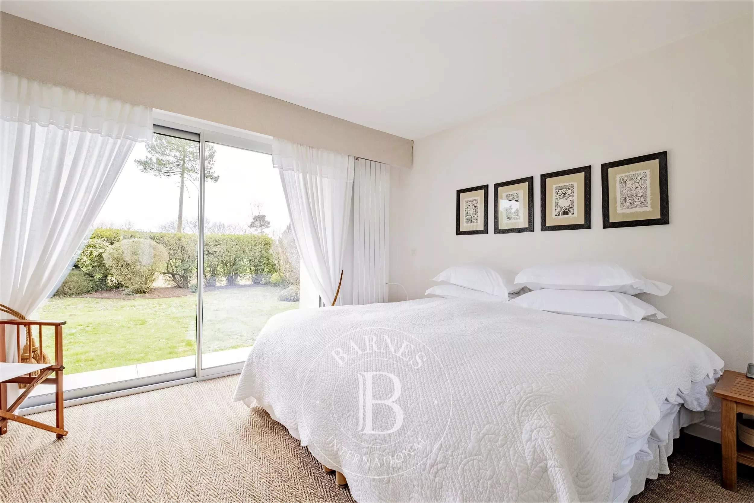 Pessac  - Maison 8 Pi&egrave;ces 3 Chambres - picture 8