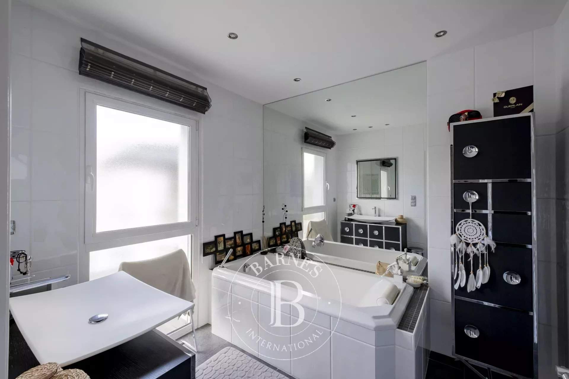 Pessac  - House 5 Bedrooms - picture 14