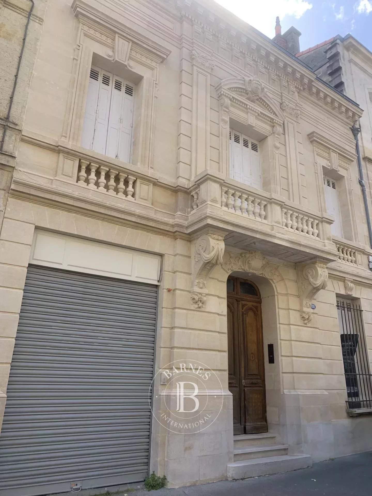 Bordeaux  - Hôtel particulier 8 Pièces 6 Chambres - picture 2