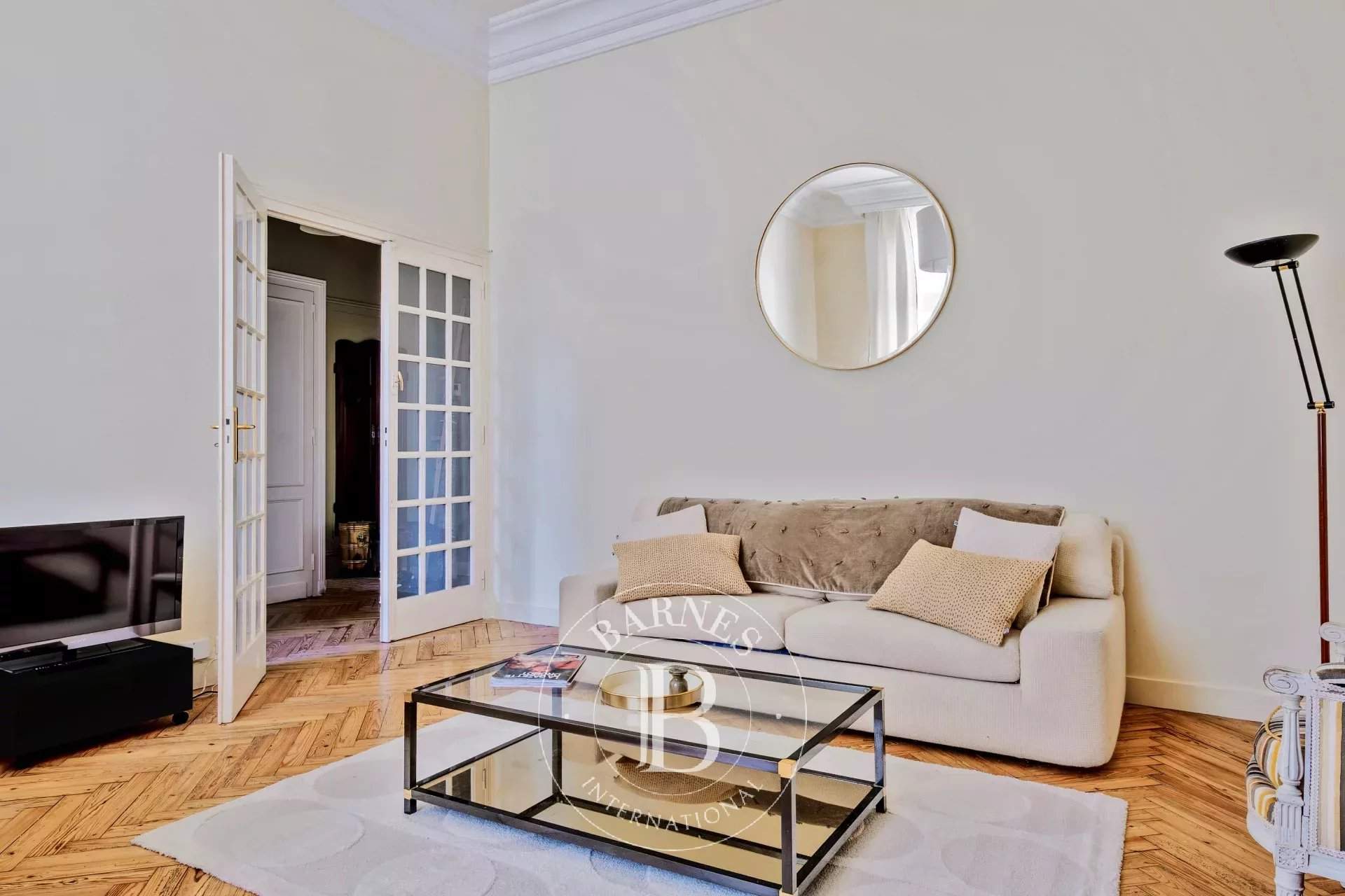 Bordeaux  - Appartement 2 Pi&egrave;ces, 1 Chambre - picture 3