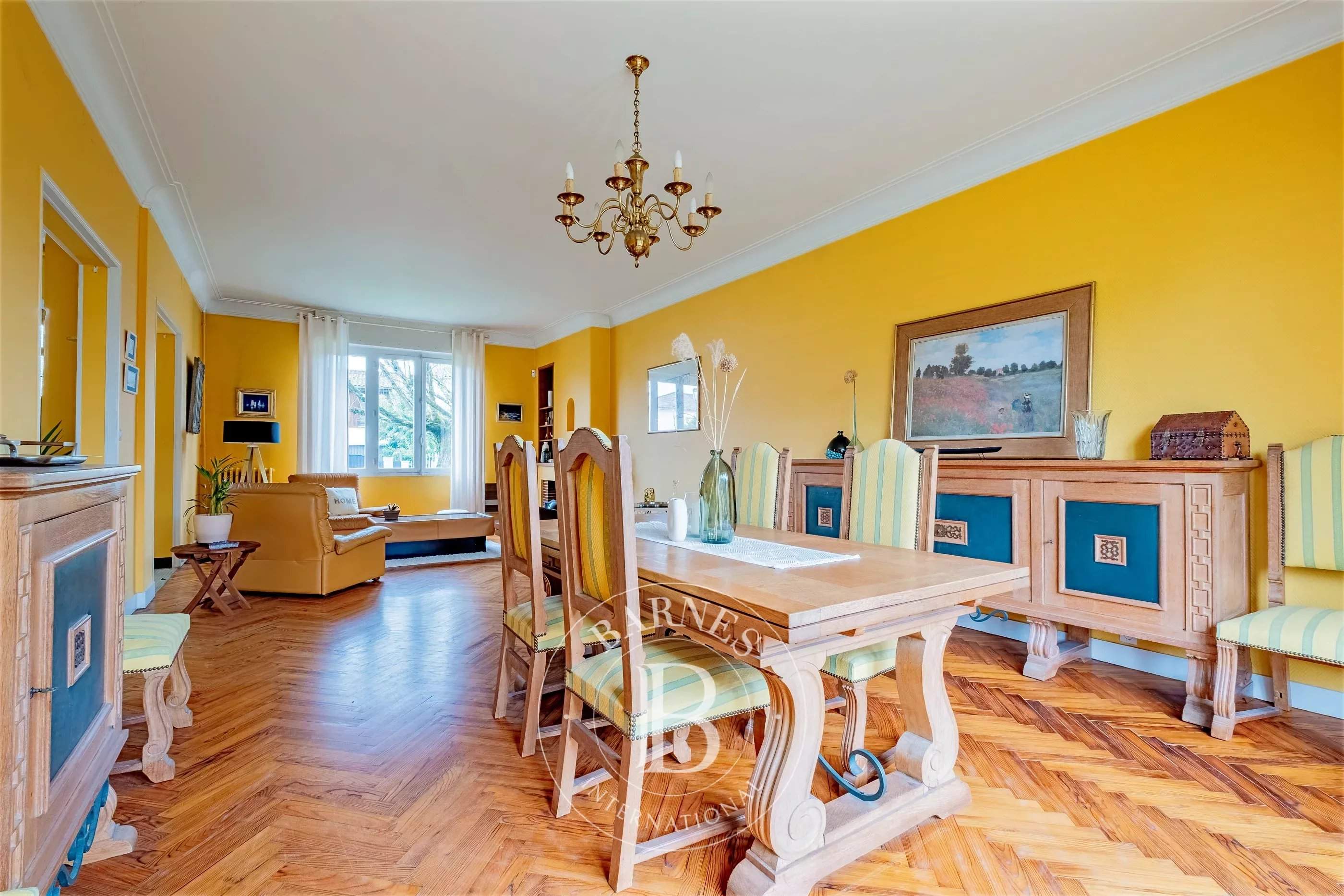 Bordeaux  - Maison 7 Pi&egrave;ces 4 Chambres - picture 4