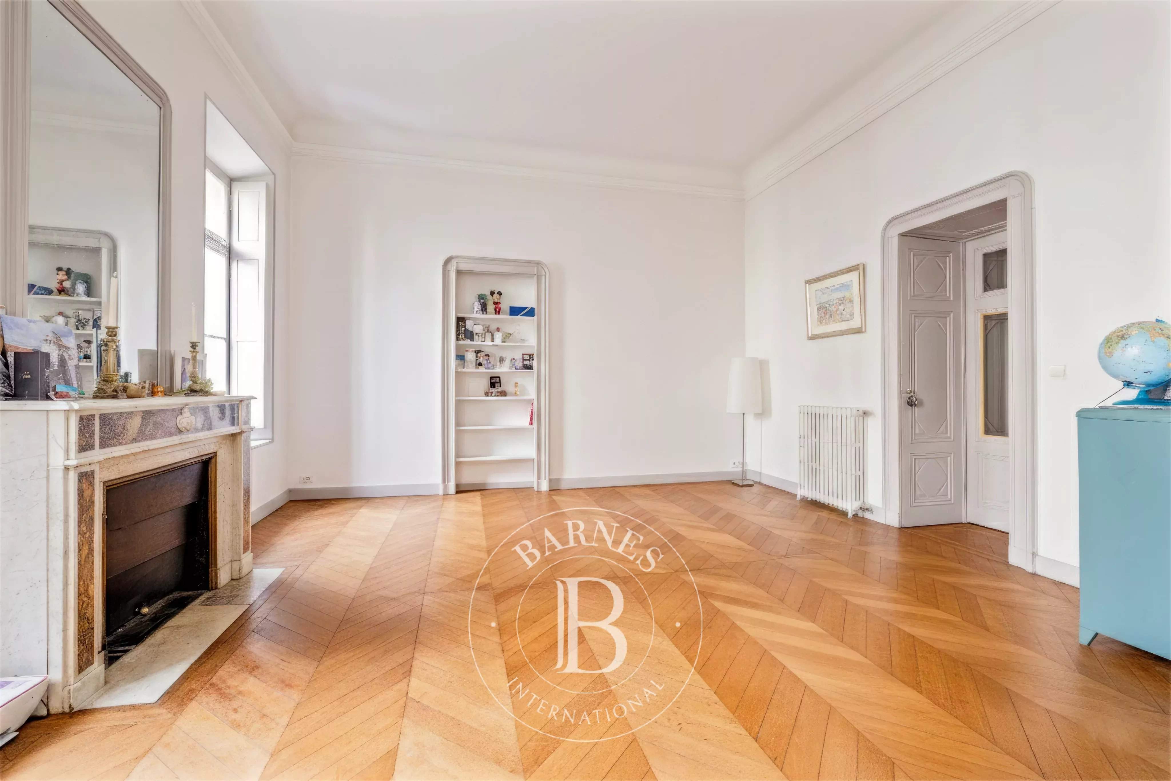 Bordeaux  - Appartement 5 Pi&egrave;ces 2 Chambres - picture 3