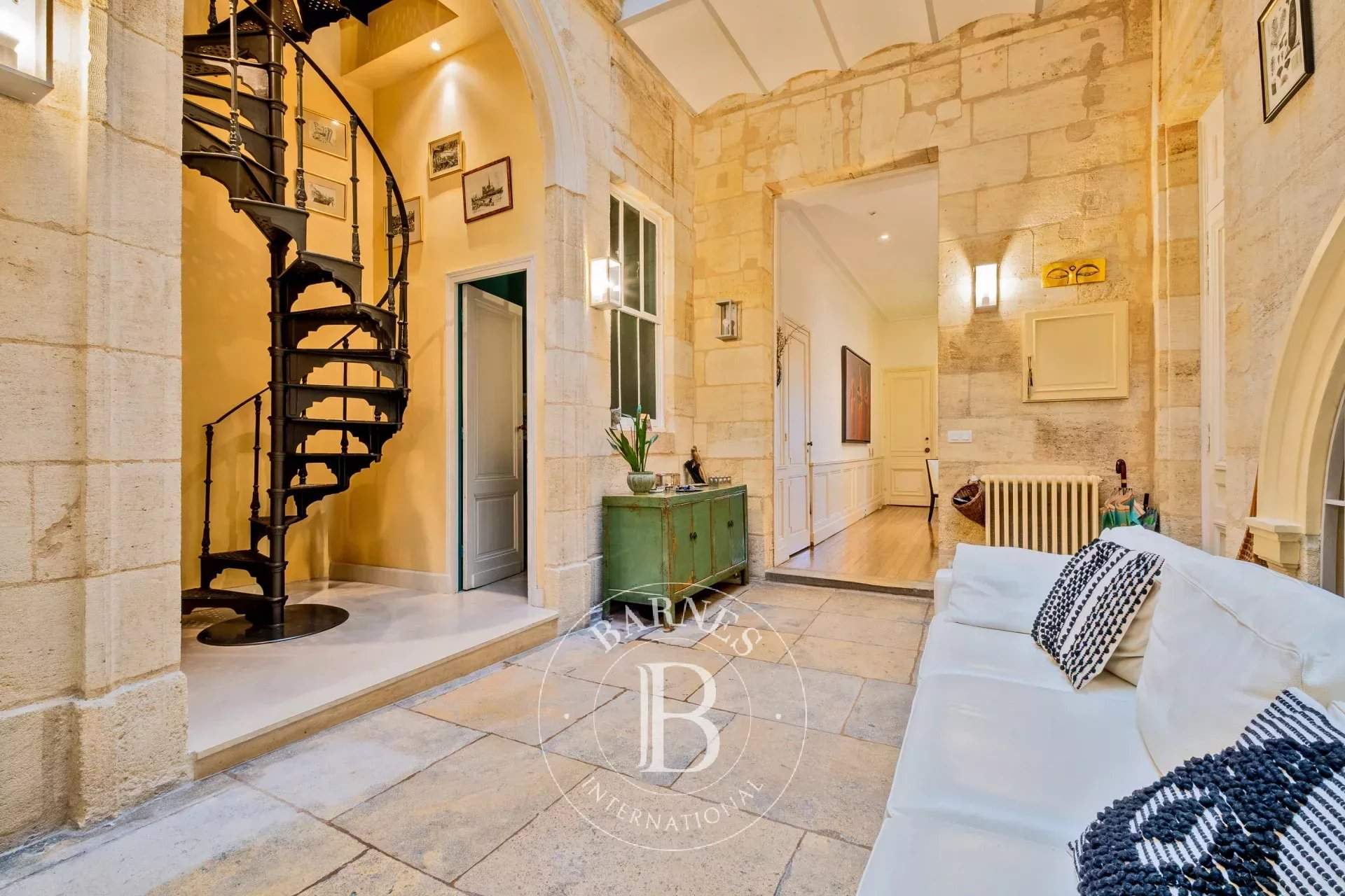 Bordeaux  - Appartement 9 Pi&egrave;ces 3 Chambres - picture 14