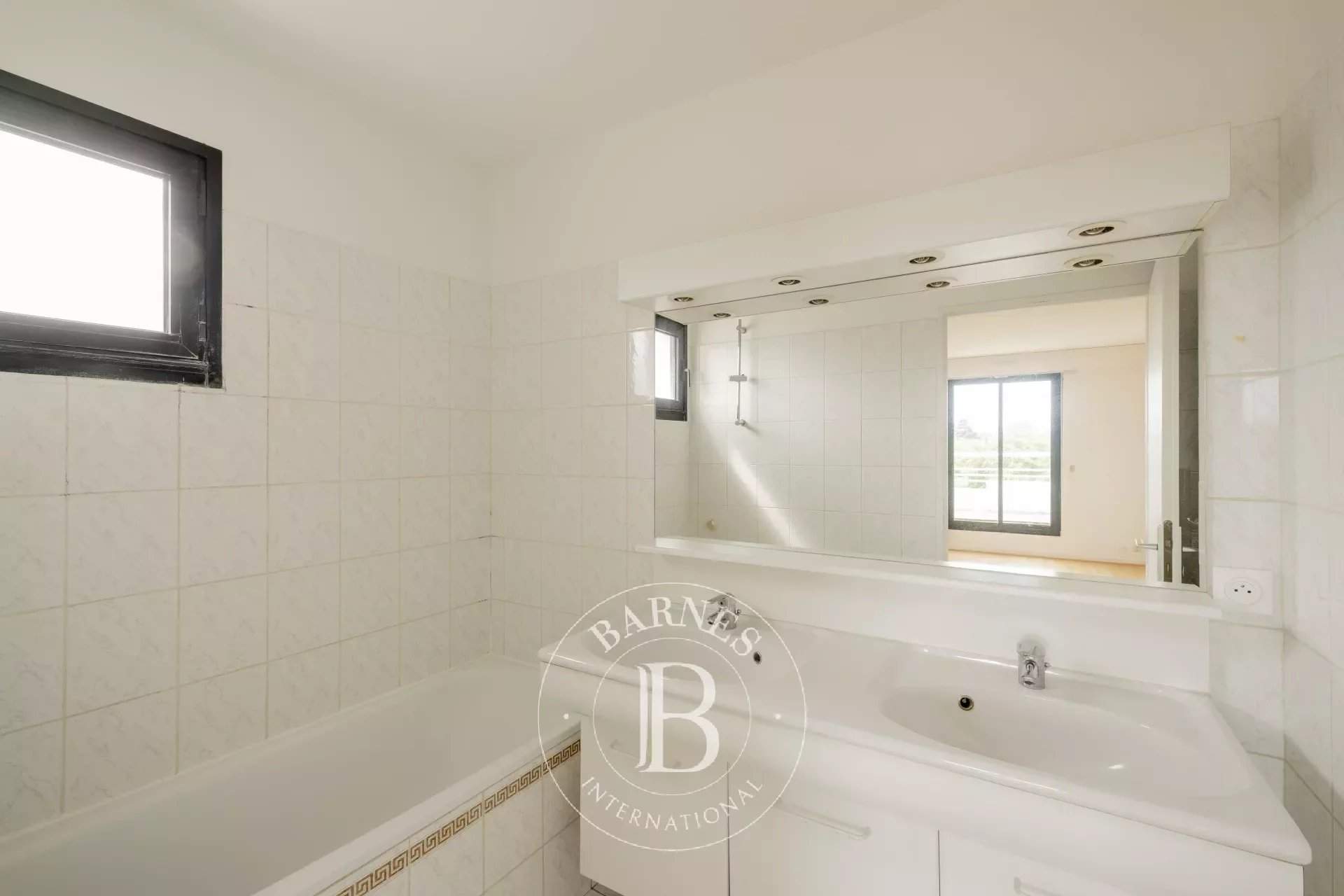 Le Bouscat  - Apartment 4 Bedrooms - picture 10