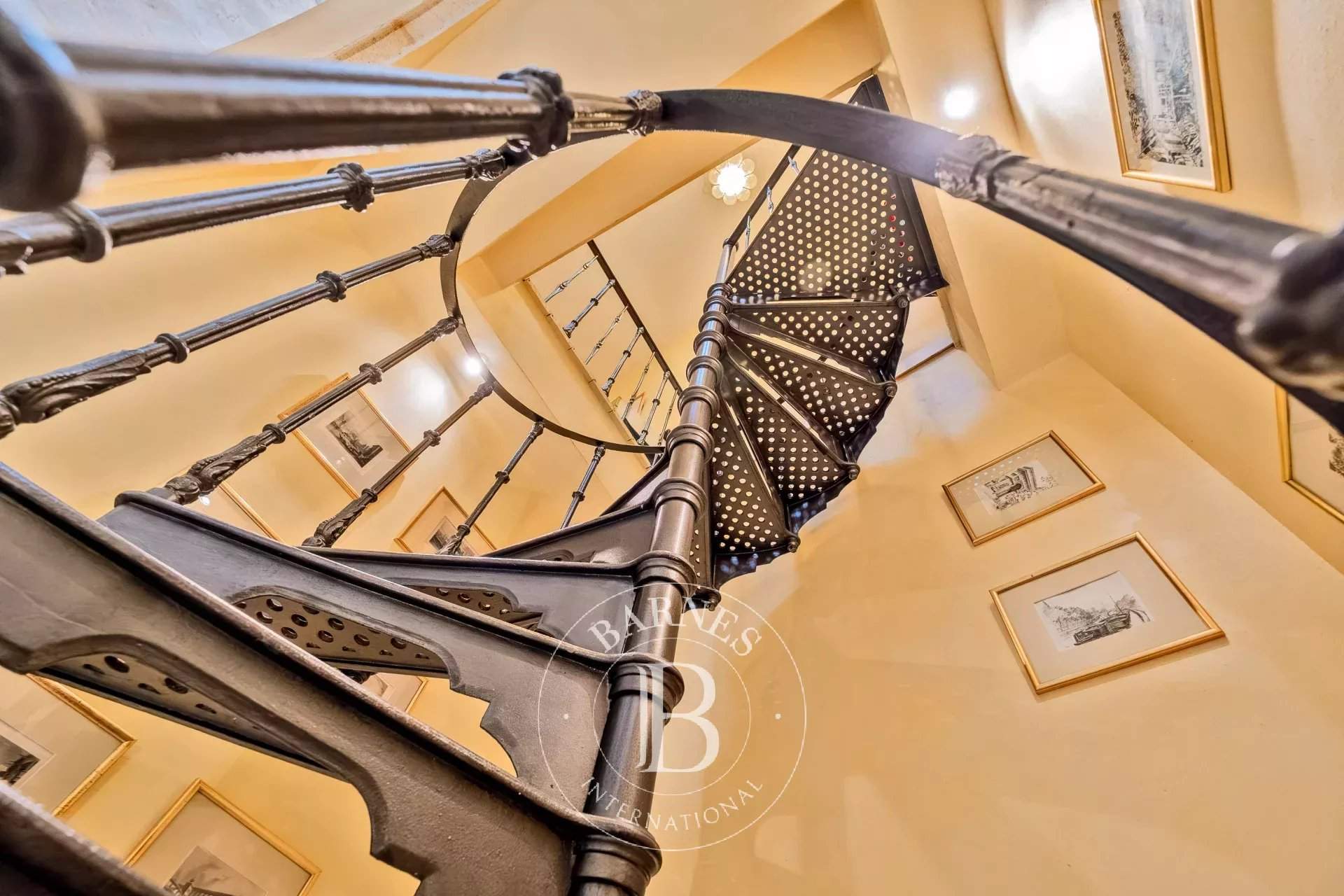 Bordeaux  - Appartement 9 Pi&egrave;ces 3 Chambres - picture 19