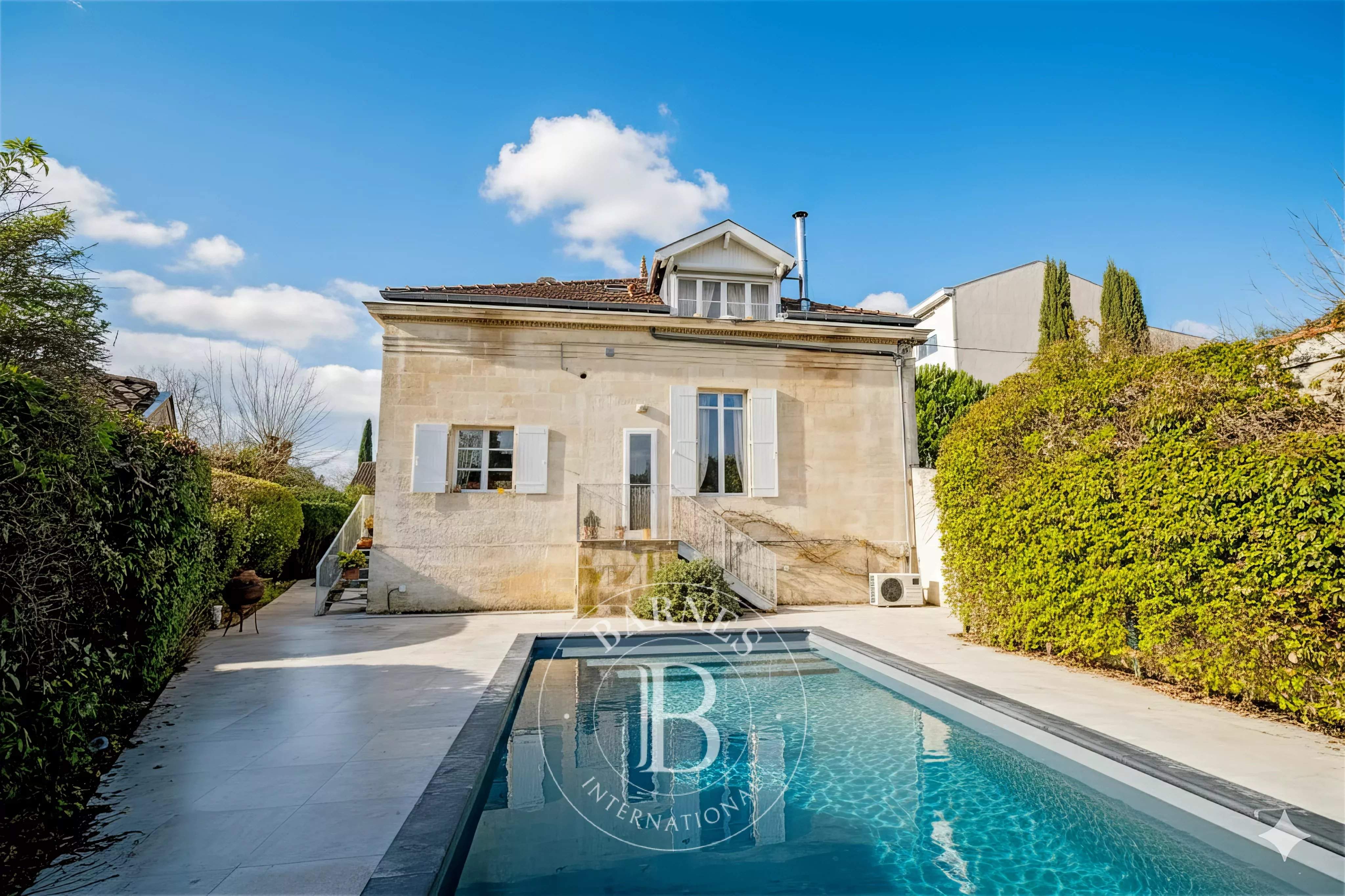 Bordeaux  - Maison 10 Pi&egrave;ces 5 Chambres - picture 11