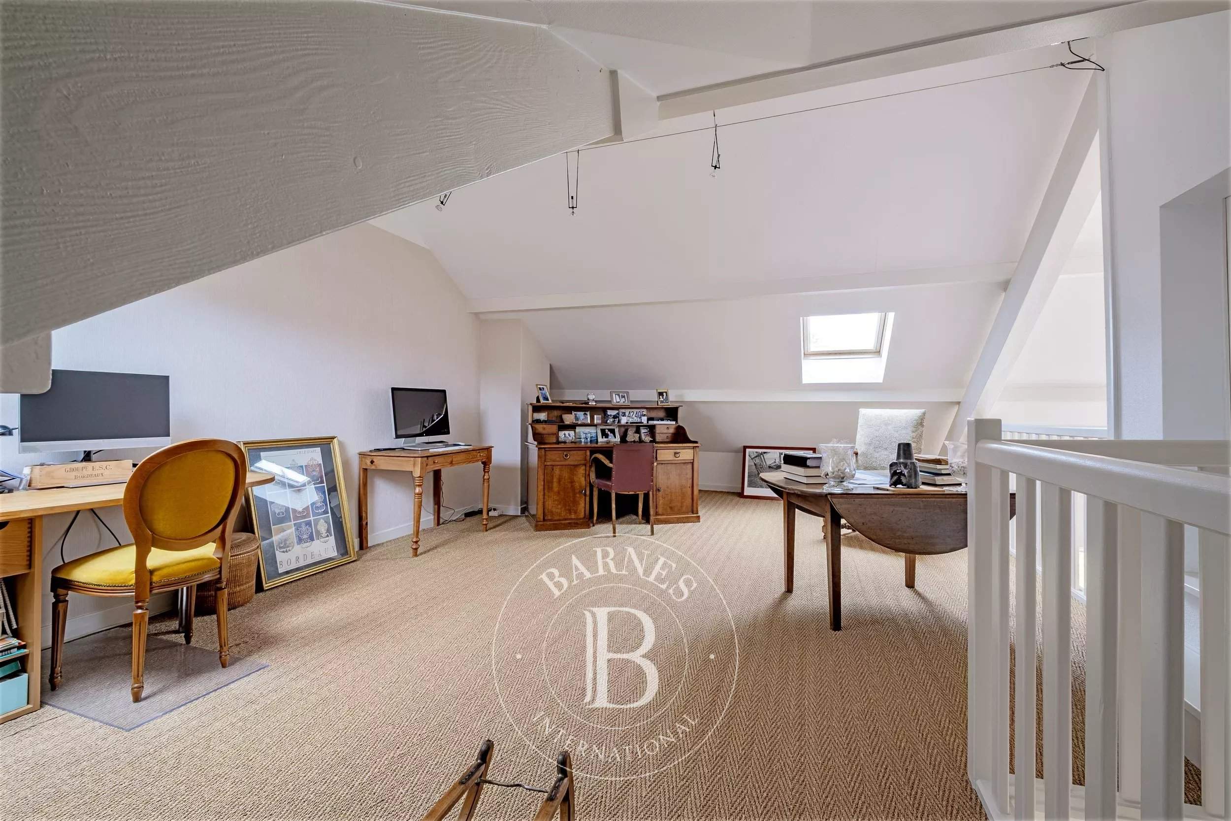 Pessac  - Maison 8 Pi&egrave;ces 3 Chambres - picture 11