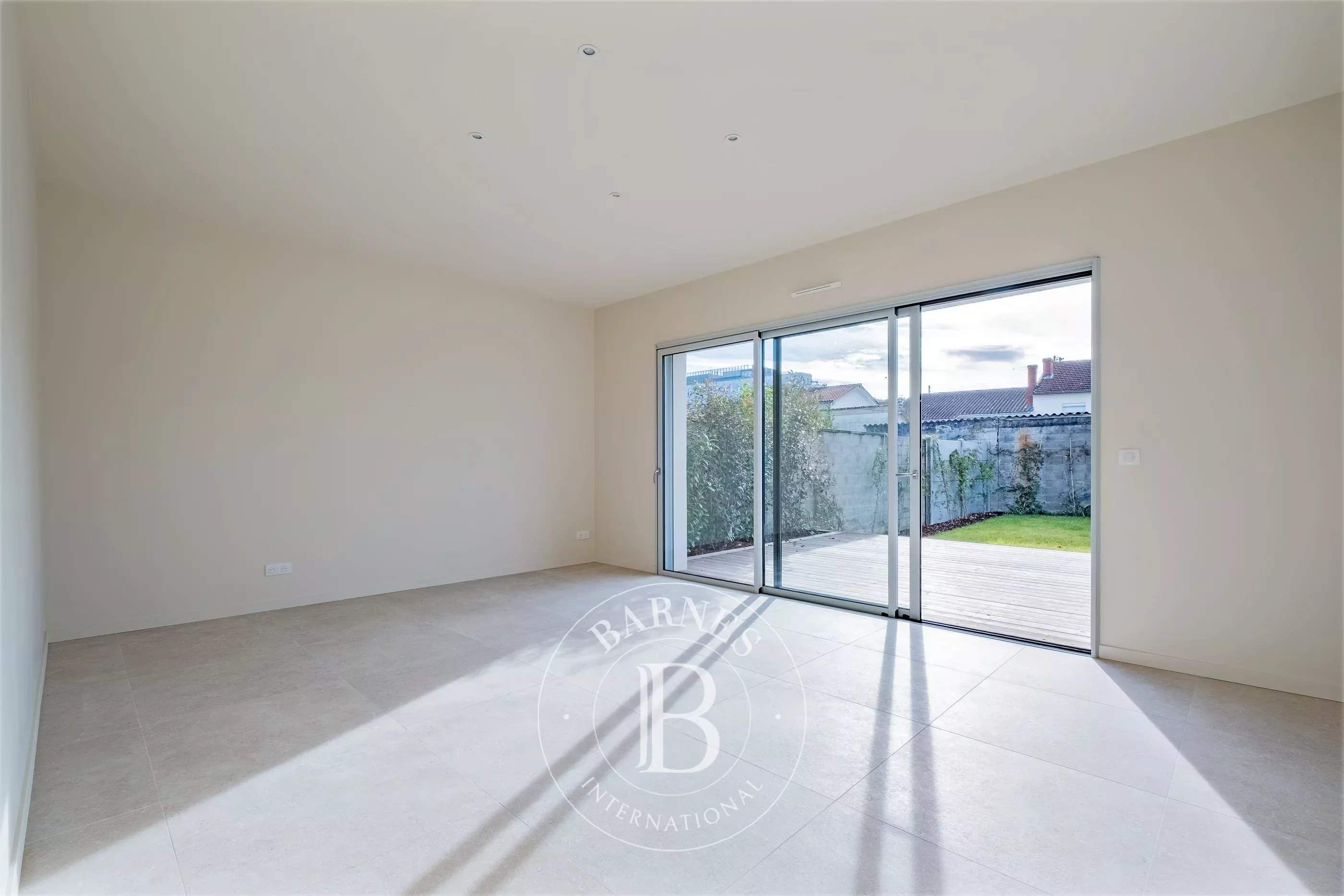 Le Bouscat  - Maison 6 Pi&egrave;ces 4 Chambres - picture 9