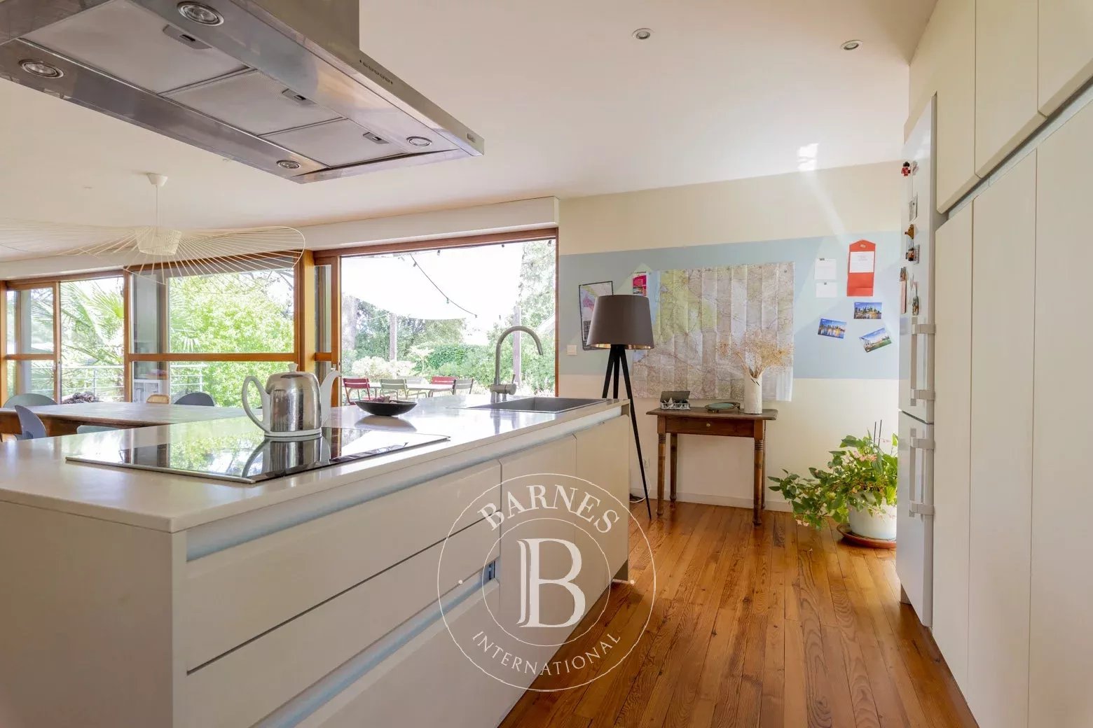 Talence  - Maison 10 Pi&egrave;ces 5 Chambres - picture 7