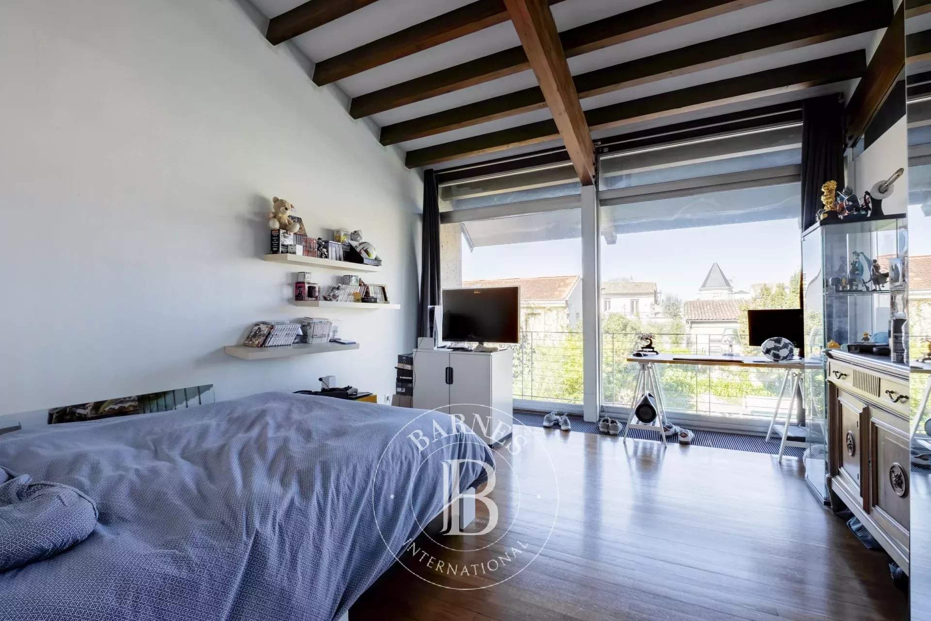 Bordeaux  - Maison 8 Pi&egrave;ces 5 Chambres - picture 12