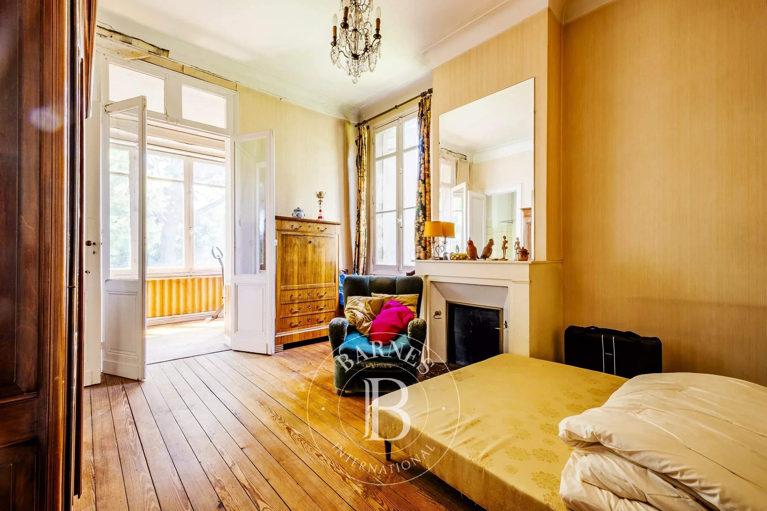 Le Bouscat  - Maison 8 Pi&egrave;ces 4 Chambres - picture 9