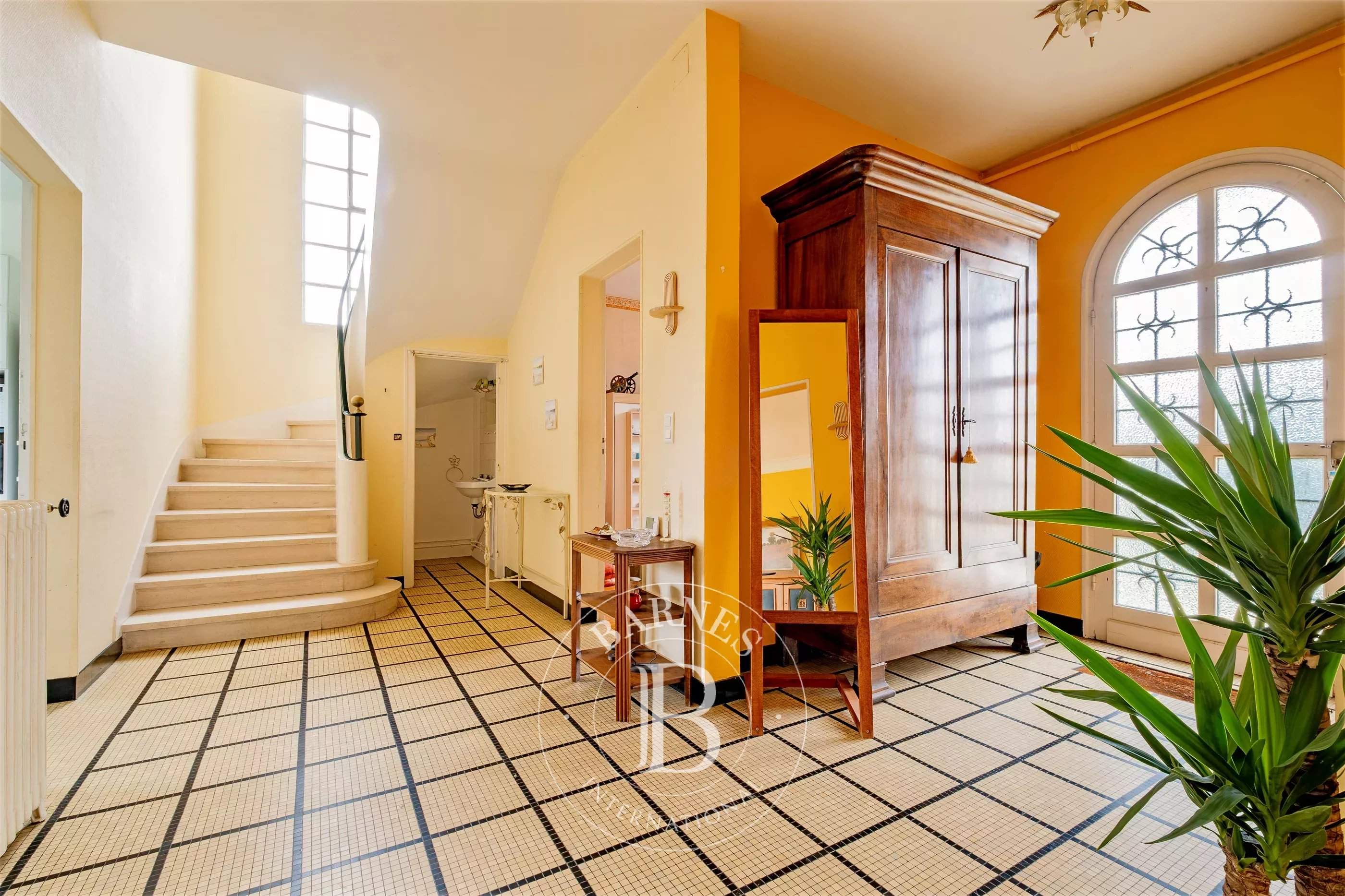 Bordeaux  - Maison 7 Pi&egrave;ces 4 Chambres - picture 7