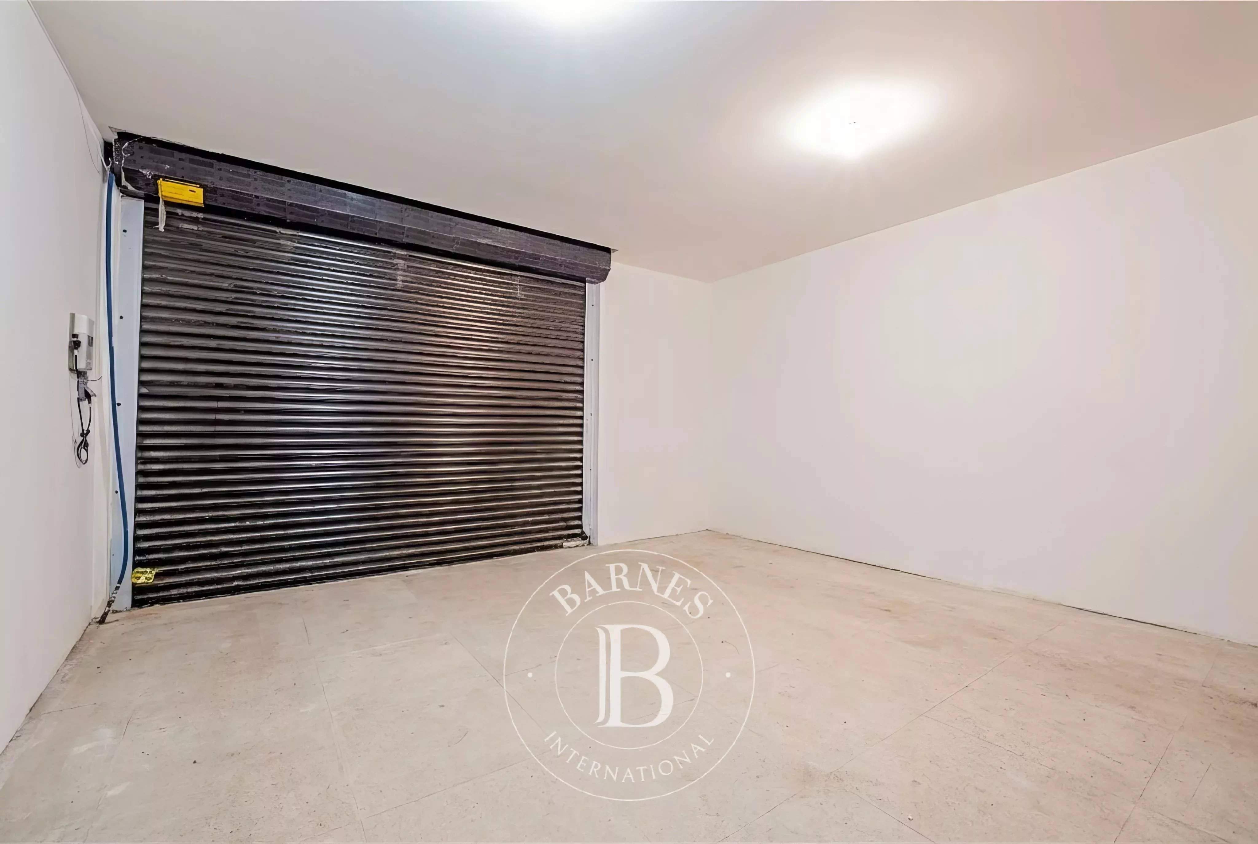 Bordeaux  - Maison 5 Pi&egrave;ces 4 Chambres - picture 16