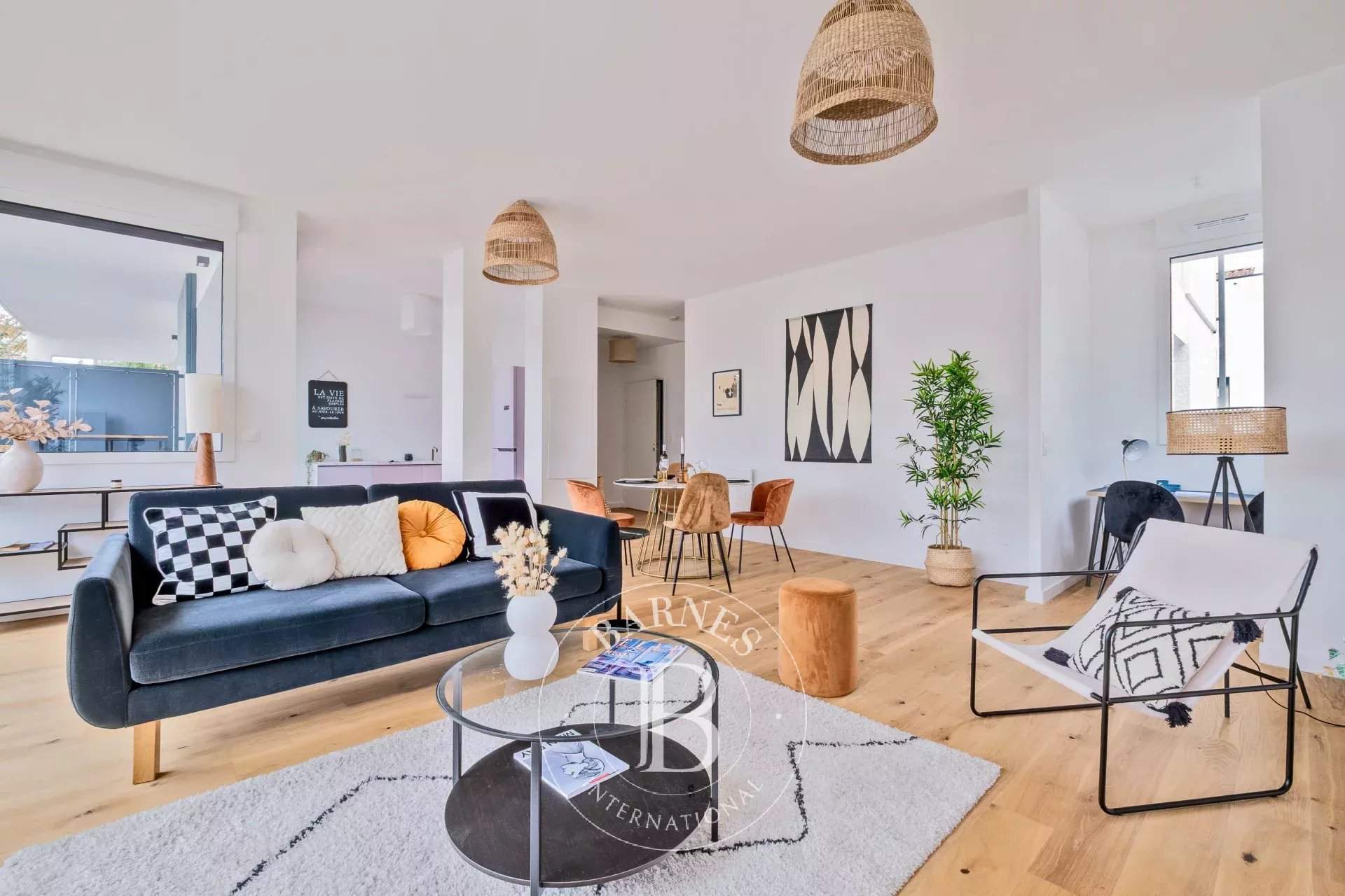 Bordeaux  - Piso 4 Cuartos 3 Habitaciones - picture 2