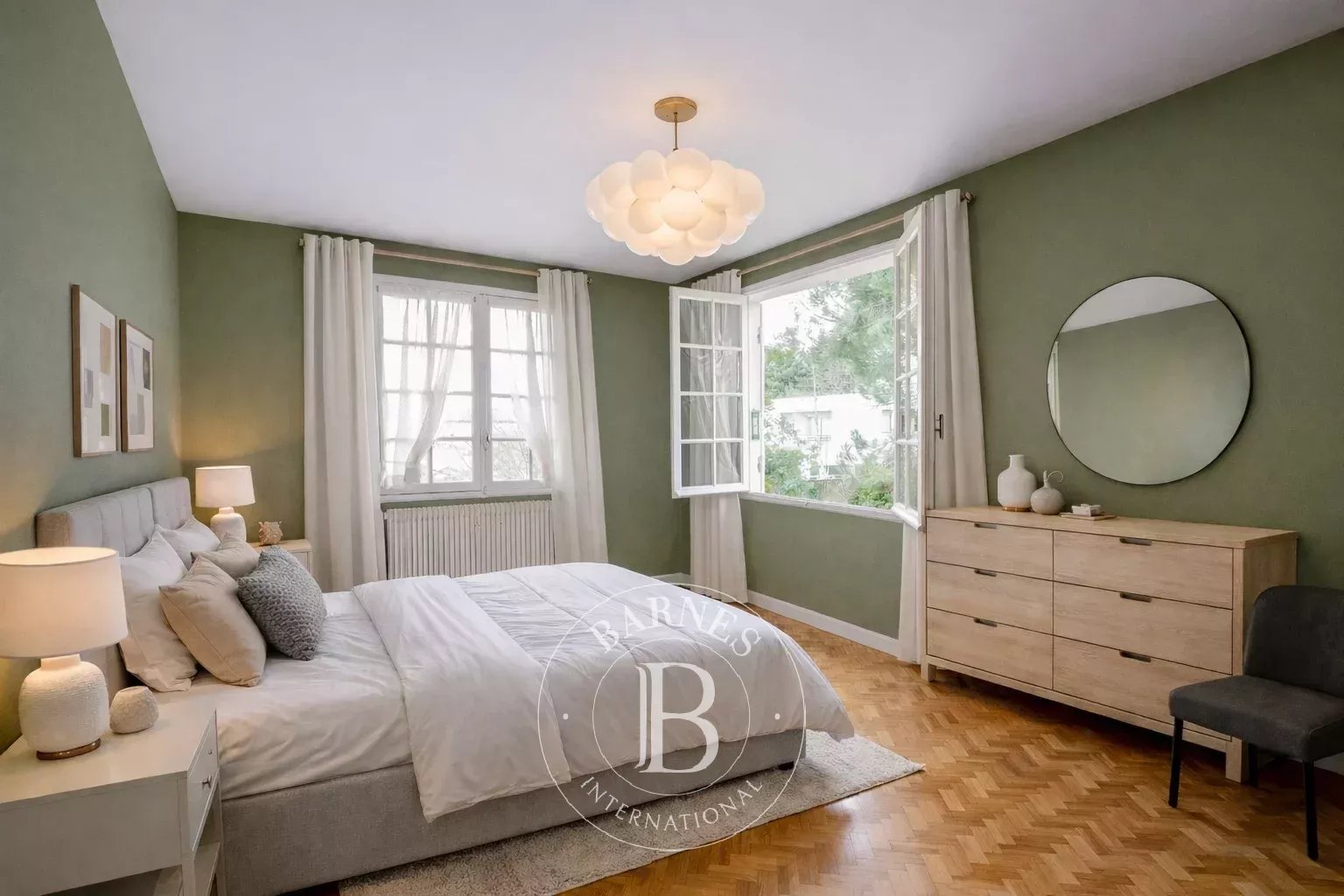 Bordeaux  - Maison 9 Pi&egrave;ces 4 Chambres - picture 7