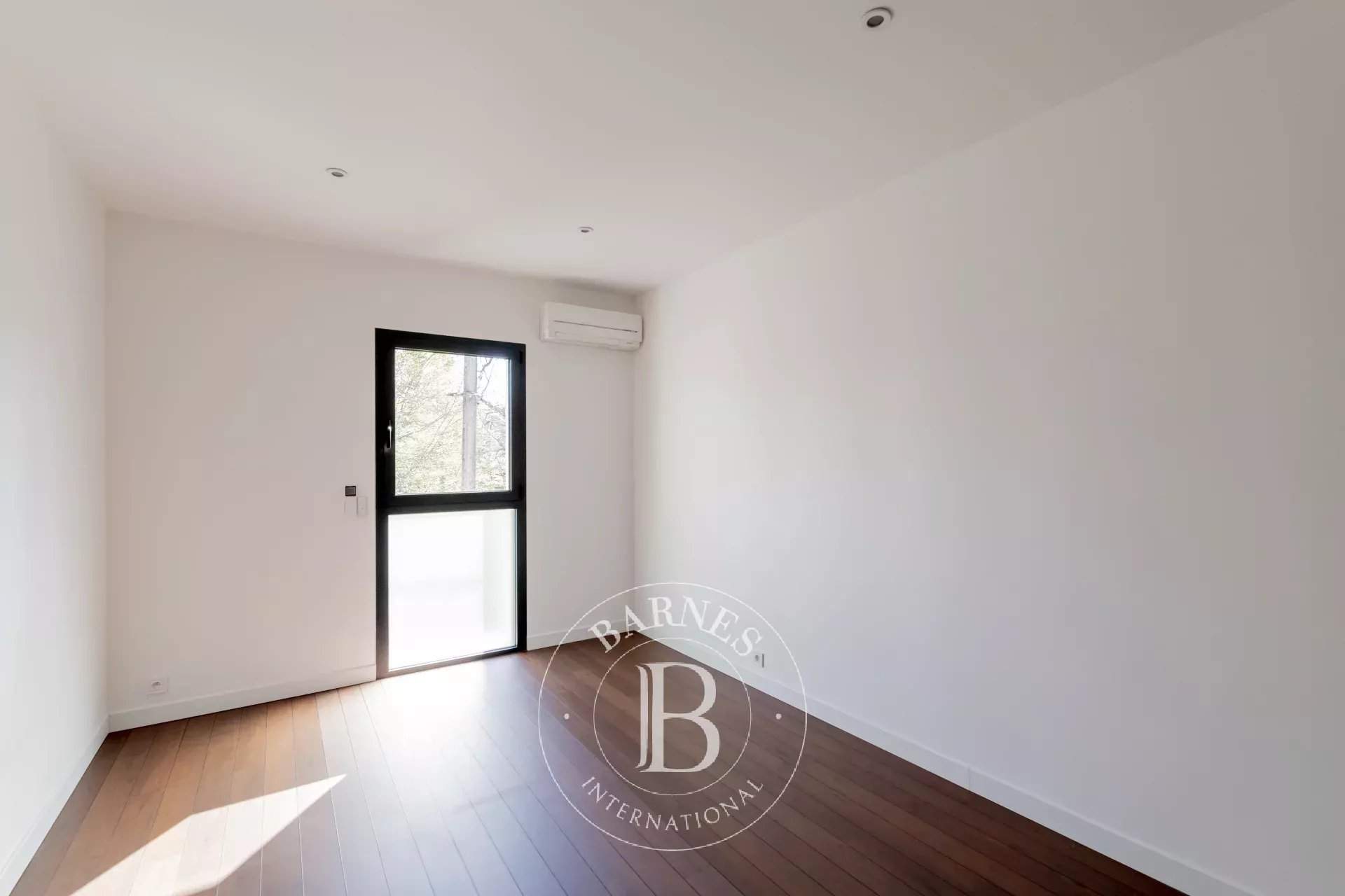 Mérignac  - Maison 6 Pi&egrave;ces 4 Chambres - picture 8