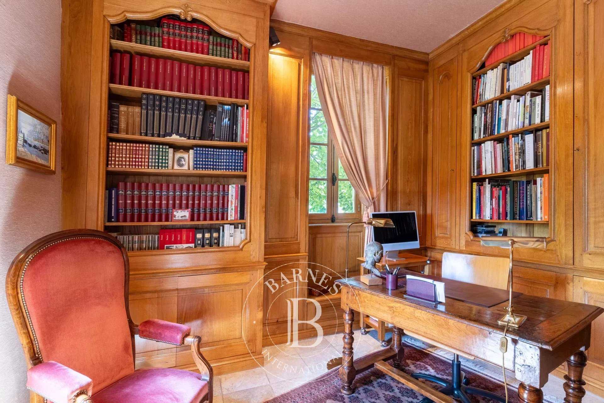 Albi  - Castle 7 Bedrooms