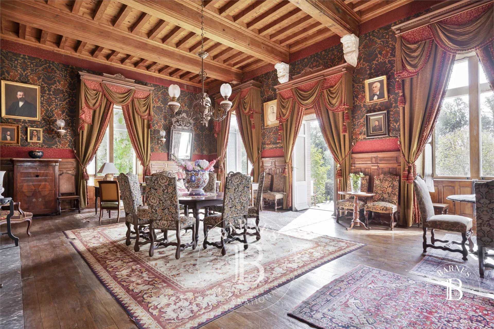 Mauvezin  - Castle 6 Bedrooms