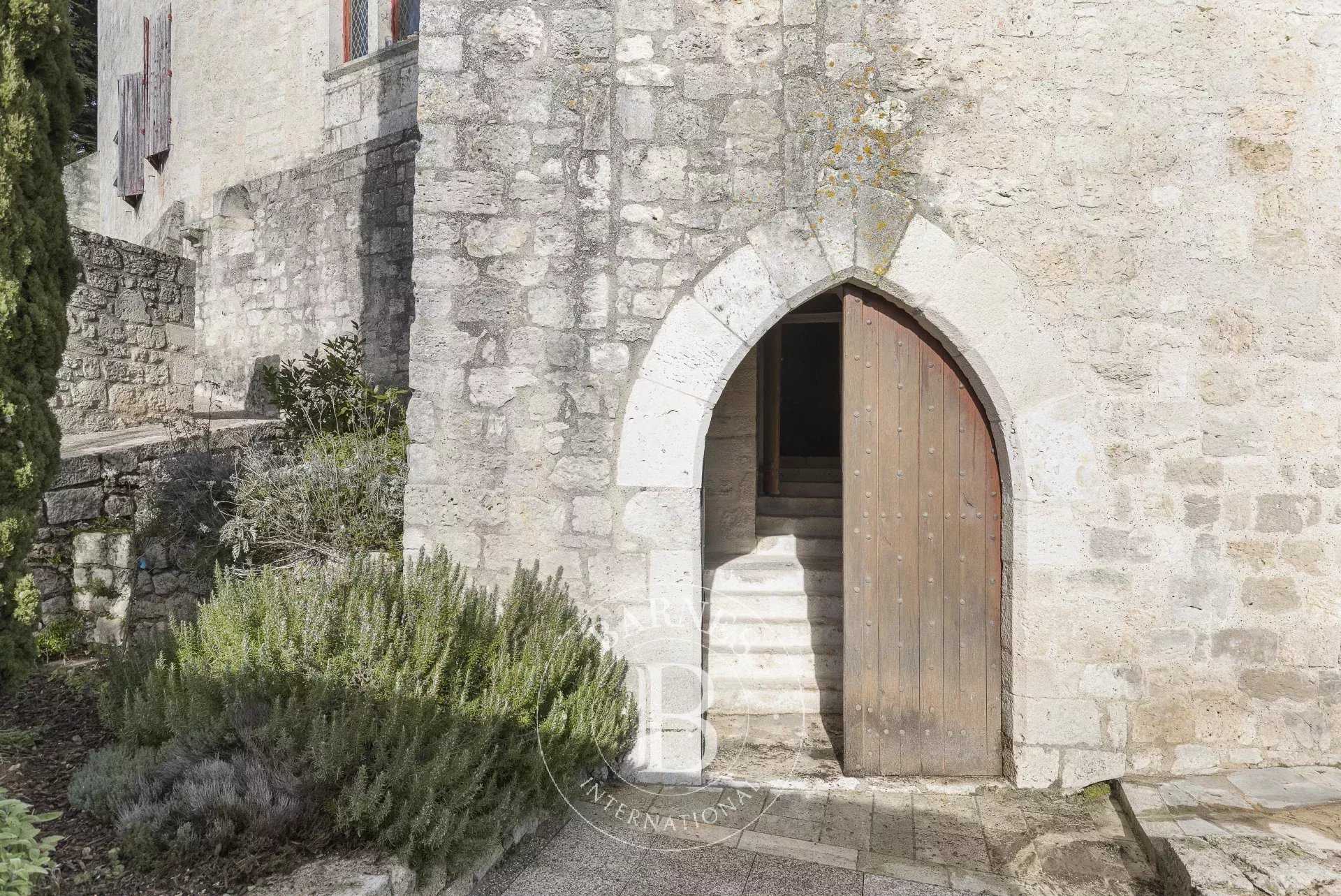 Lauzerte  - Castle 8 Bedrooms