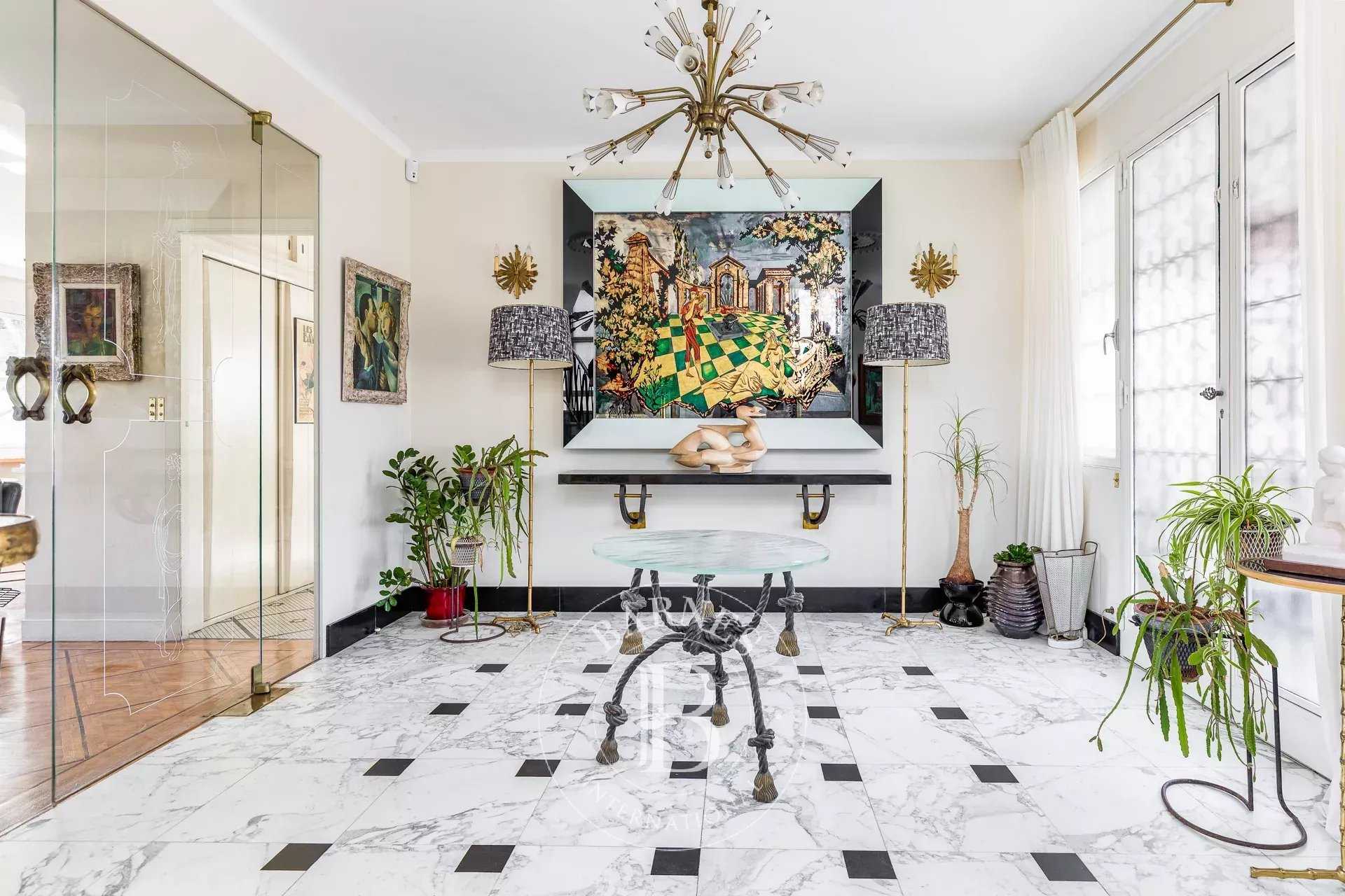 Toulouse  - Maison de ville 10 Pi&egrave;ces 6 Chambres