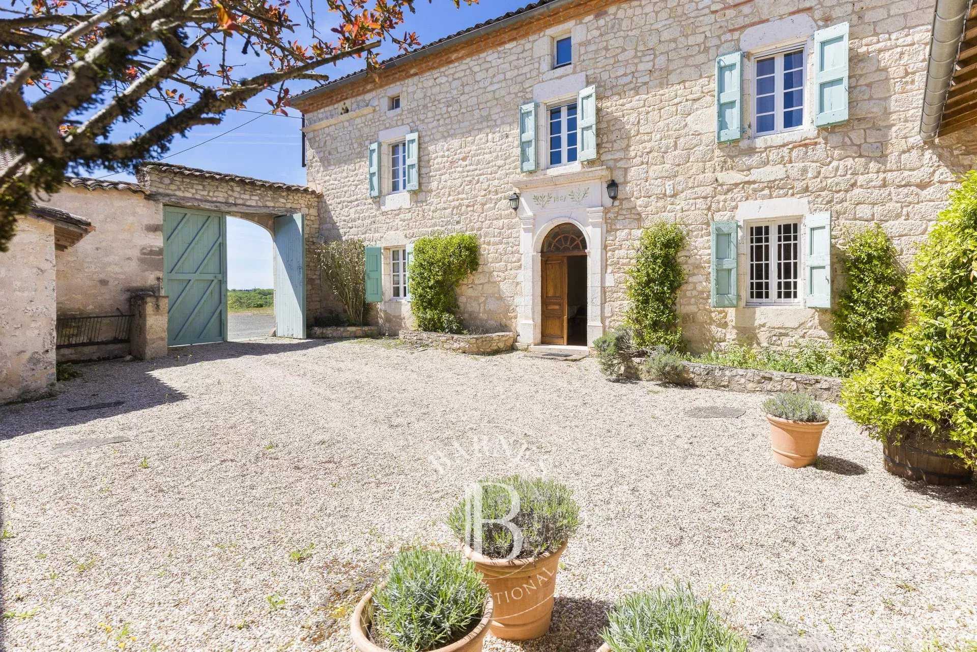 Cordes-sur-Ciel  - Bastide 8 Pi&egrave;ces 6 Chambres