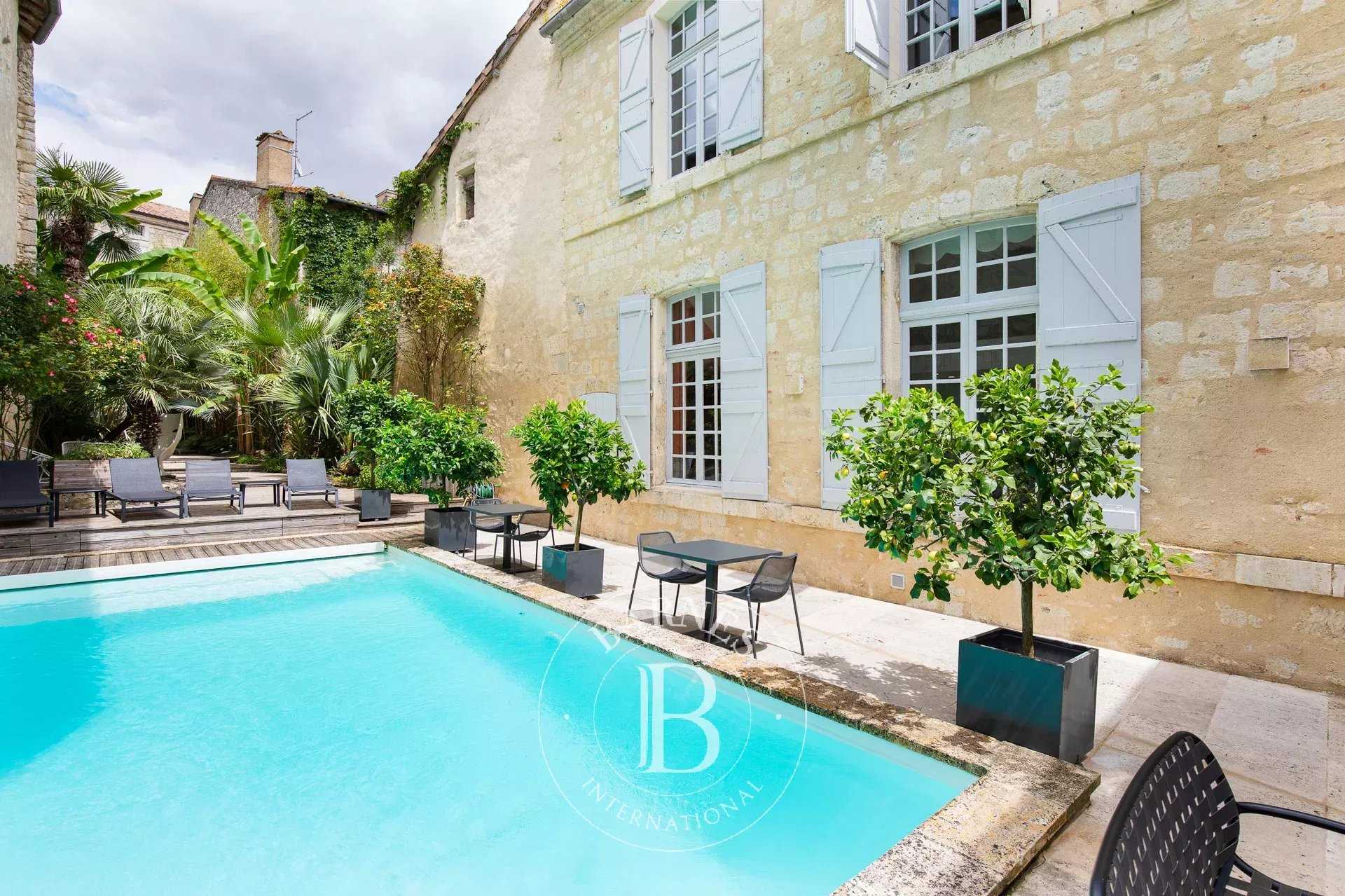 Lectoure  - Mansion 4 Bedrooms