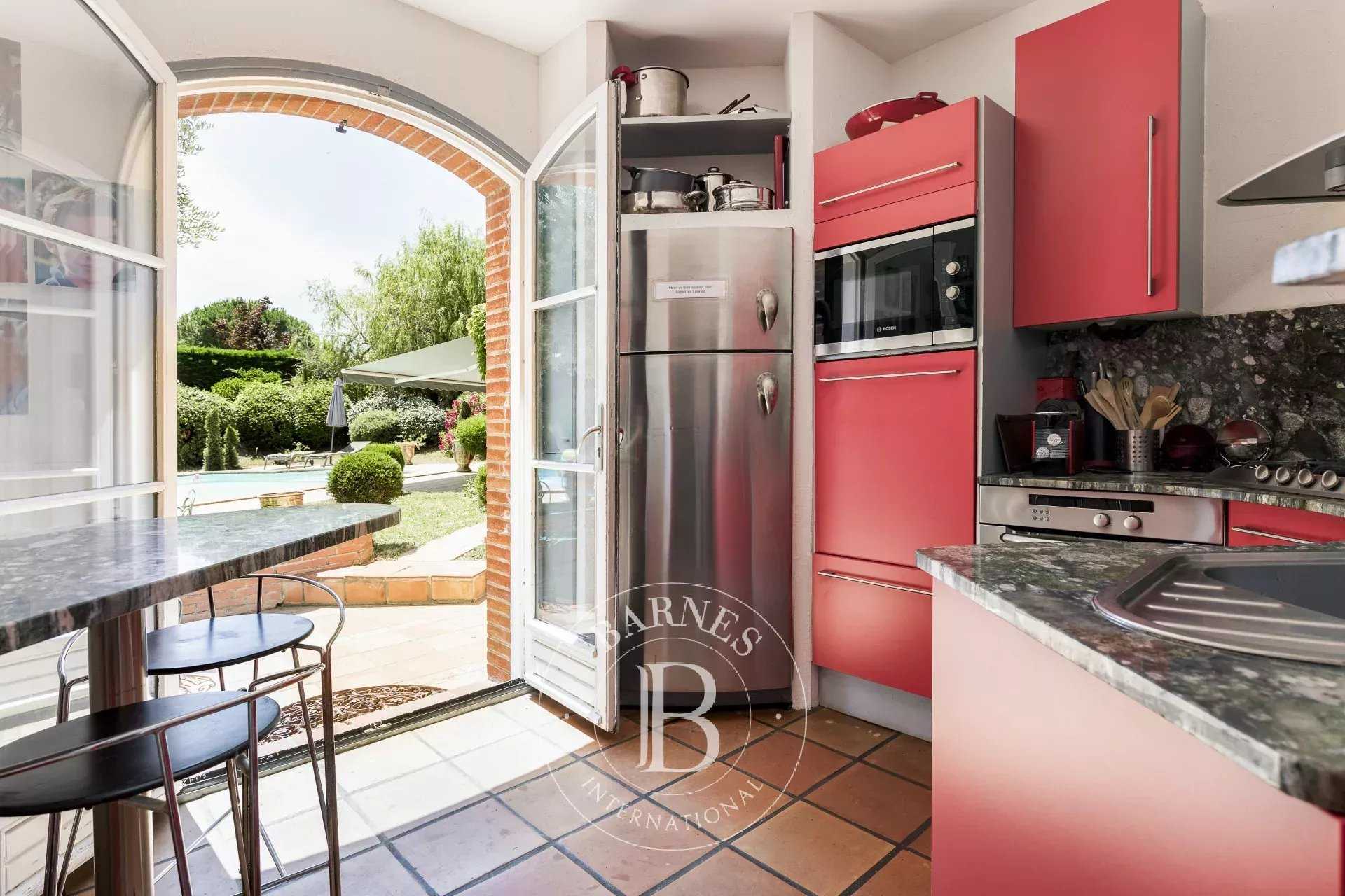 Balma  - Villa 6 Bedrooms