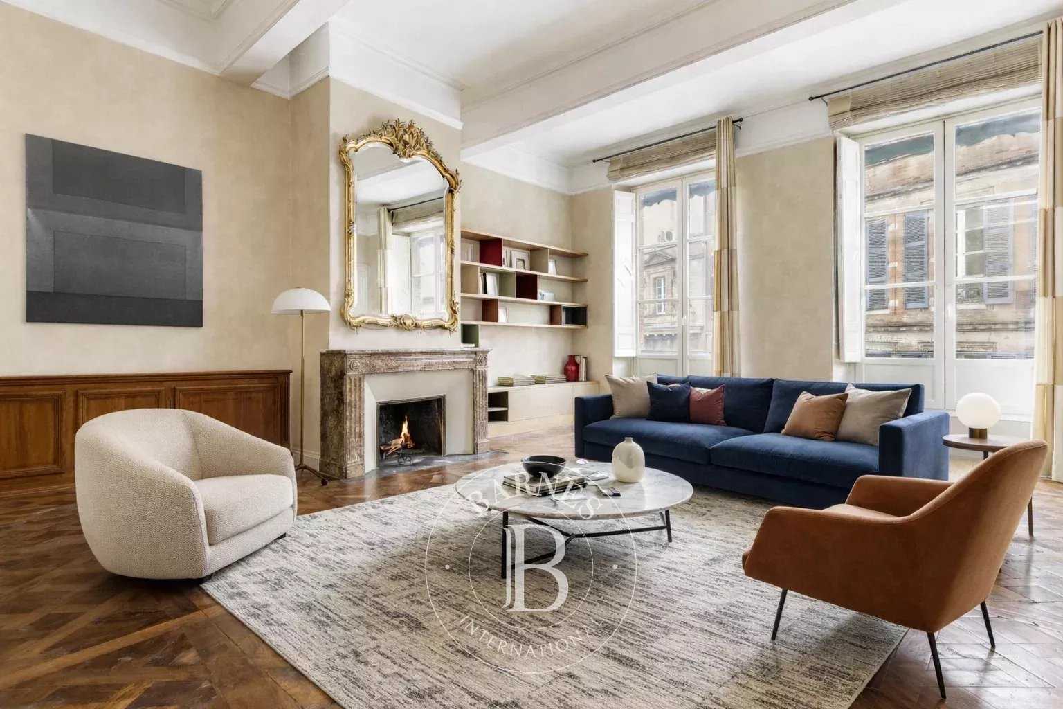 Toulouse  - Appartement 5 Pi&egrave;ces 2 Chambres