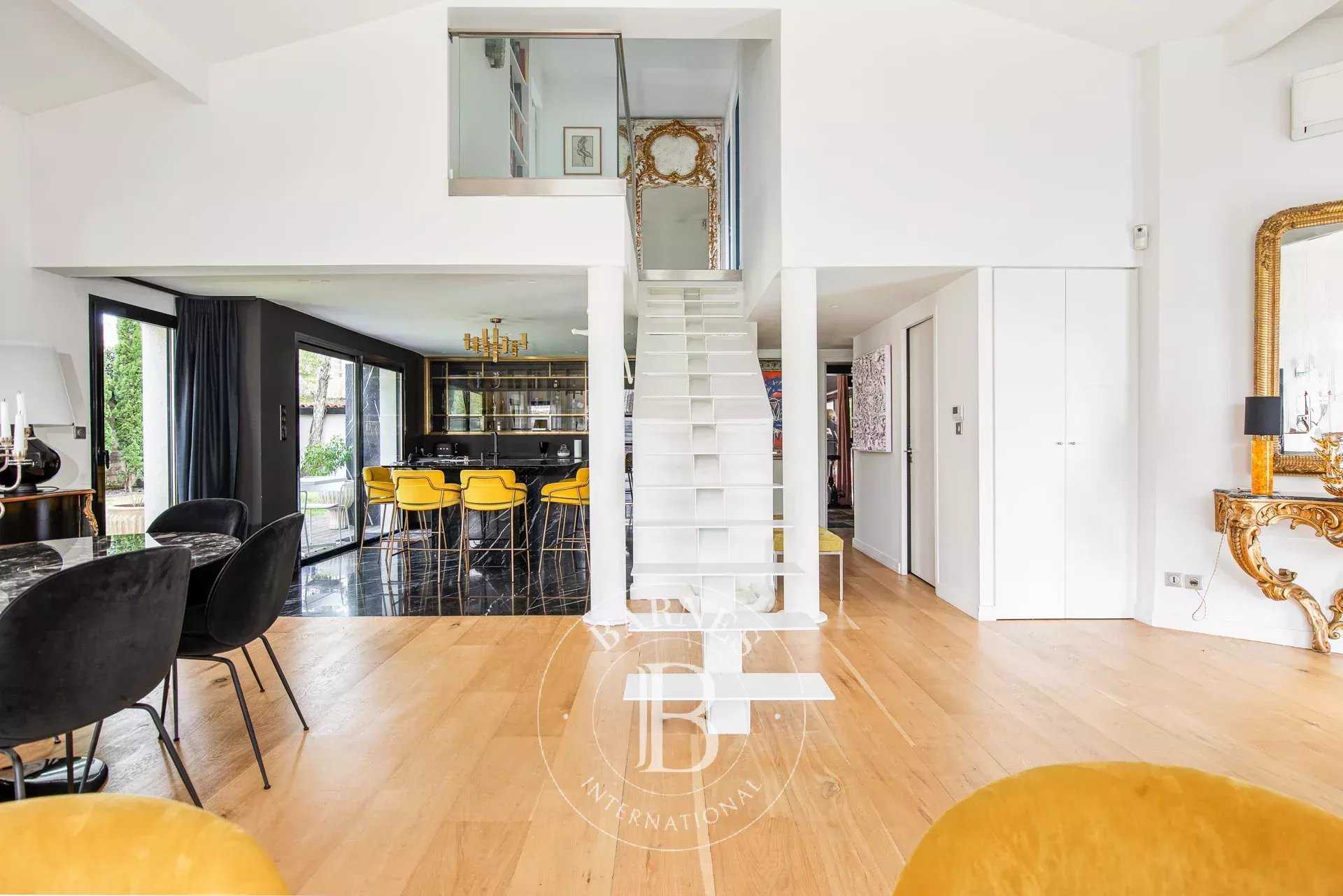 Toulouse  - Maison 7 Pièces 4 Chambres