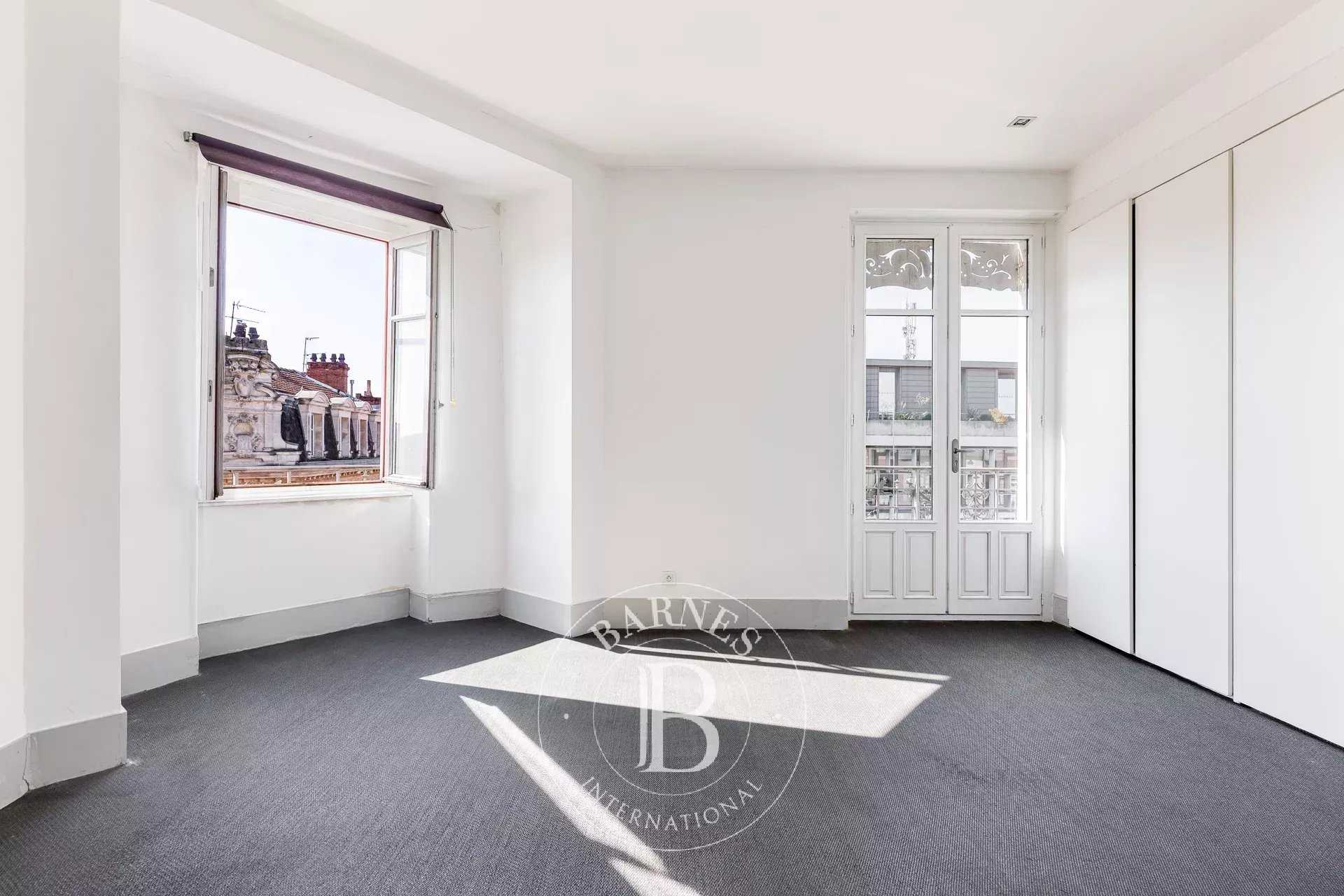 Toulouse  - Apartment 4 Bedrooms