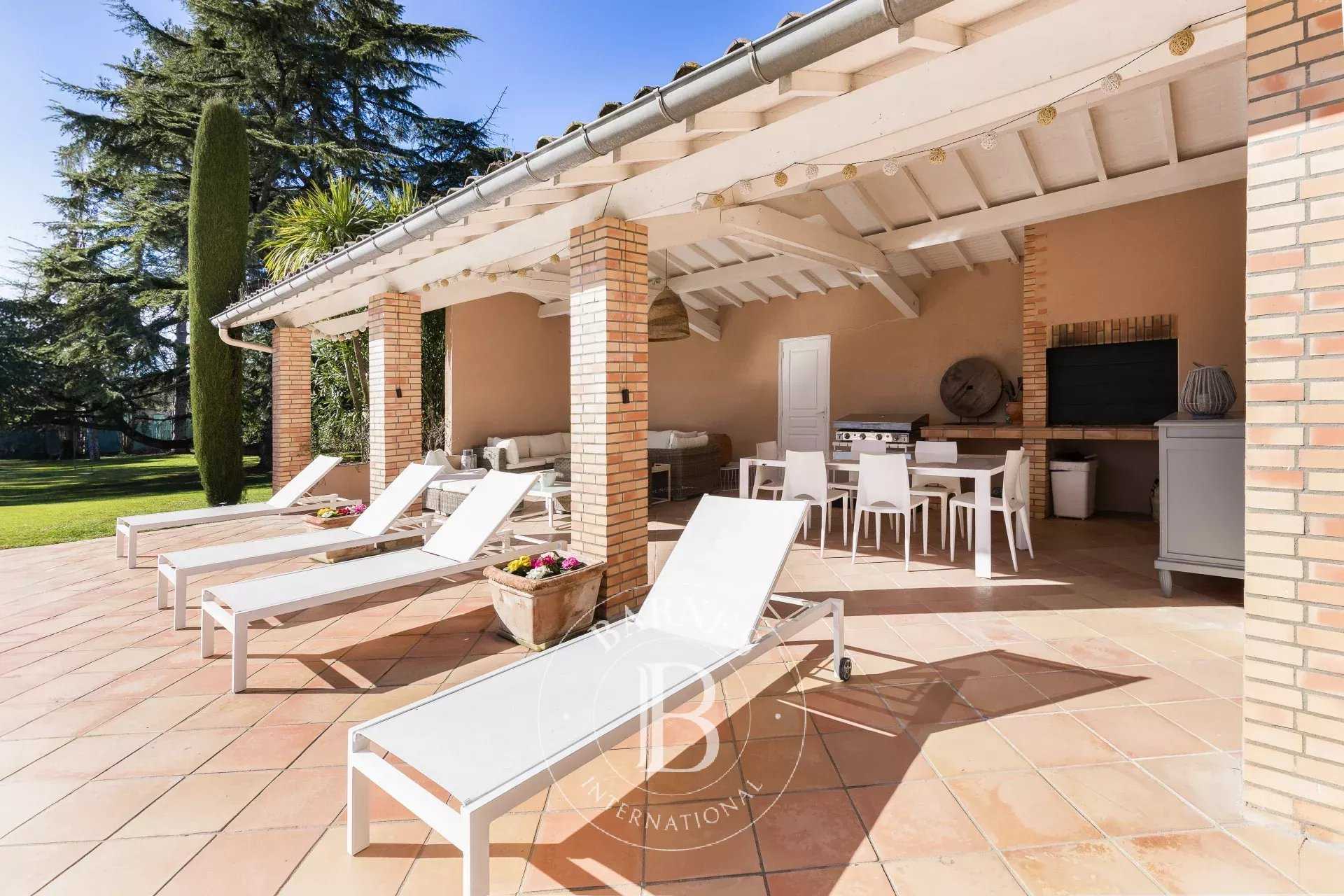 Rabastens  - Propriété 12 Pi&egrave;ces