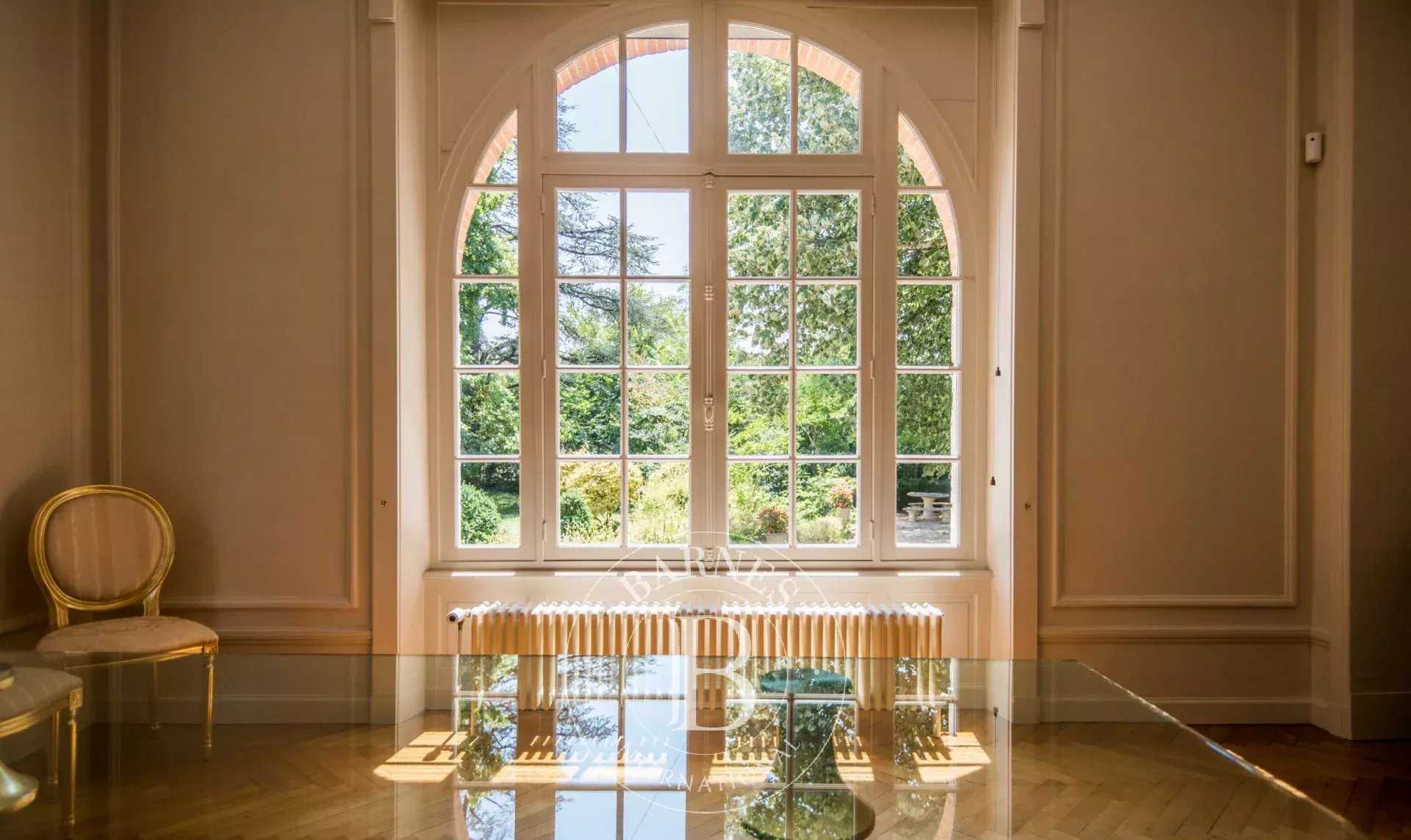 Caussade  - Hôtel particulier 13 Pi&egrave;ces 4 Chambres
