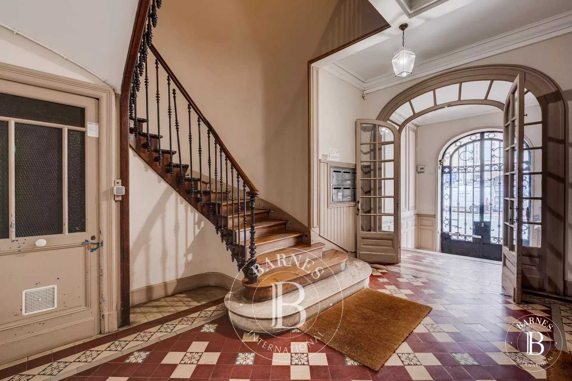 Toulouse  - Hôtel particulier 39 Pi&egrave;ces