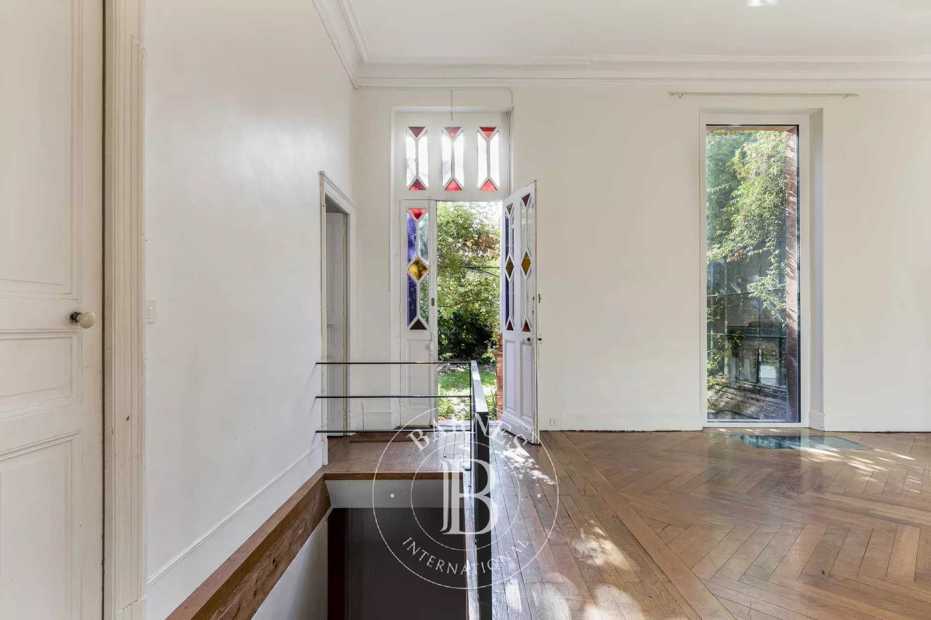 Toulouse  - Apartment 4 Bedrooms