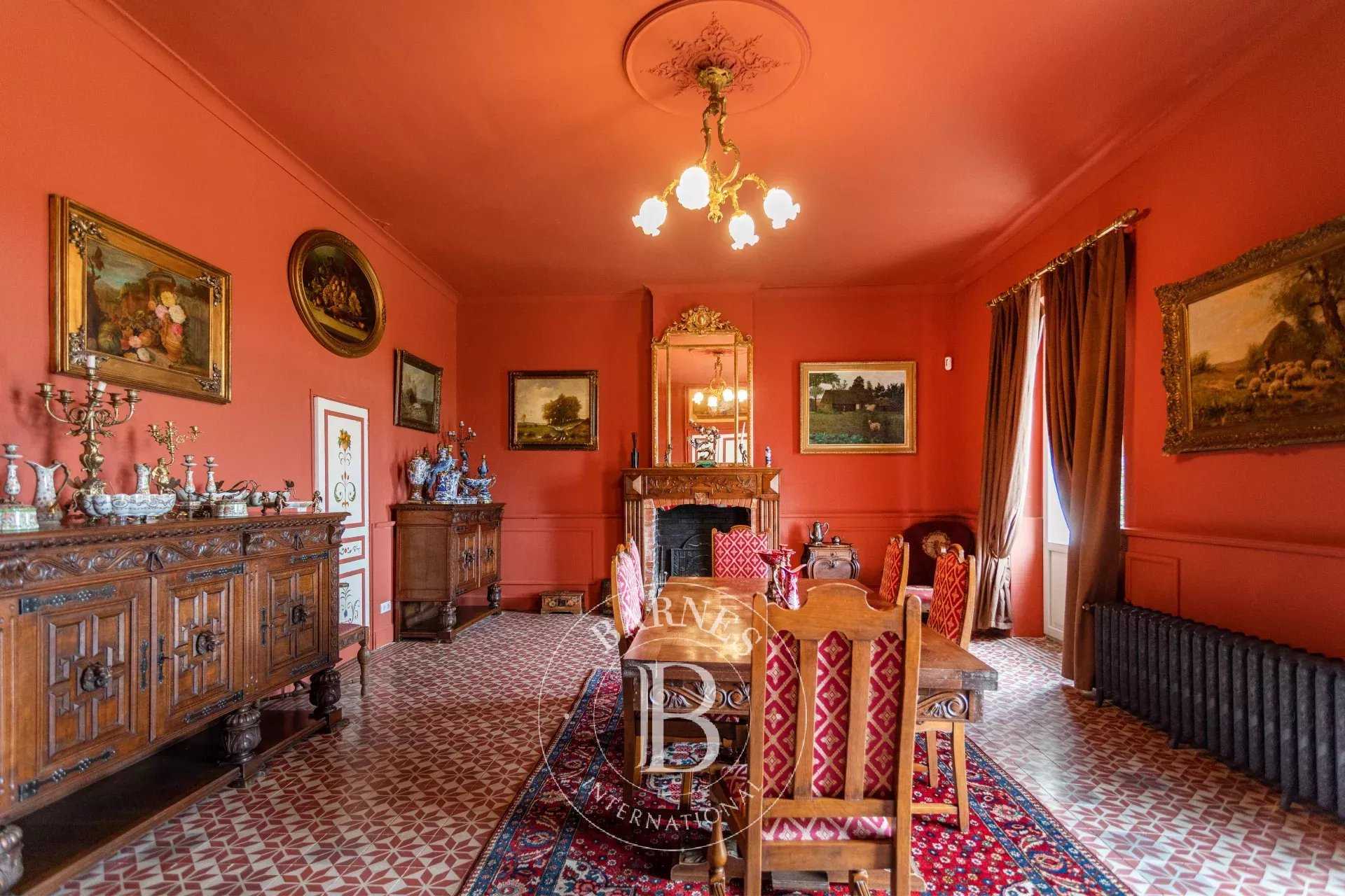 Vaudreuille  - Villa 10 Pi&egrave;ces 4 Chambres