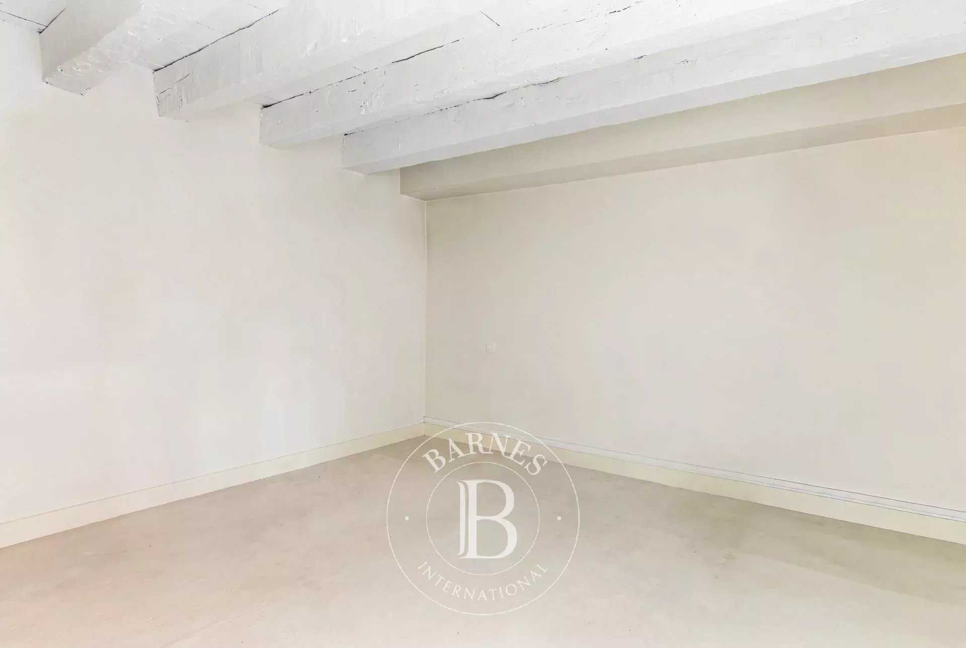 Toulouse  - Appartement 5 Pi&egrave;ces 2 Chambres