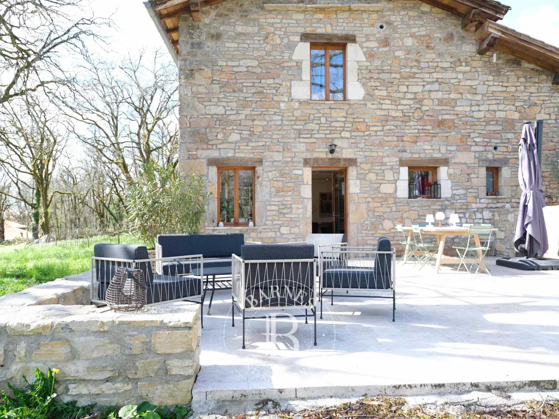 Saint-Antonin-Noble-Val  - Property 5 Bedrooms