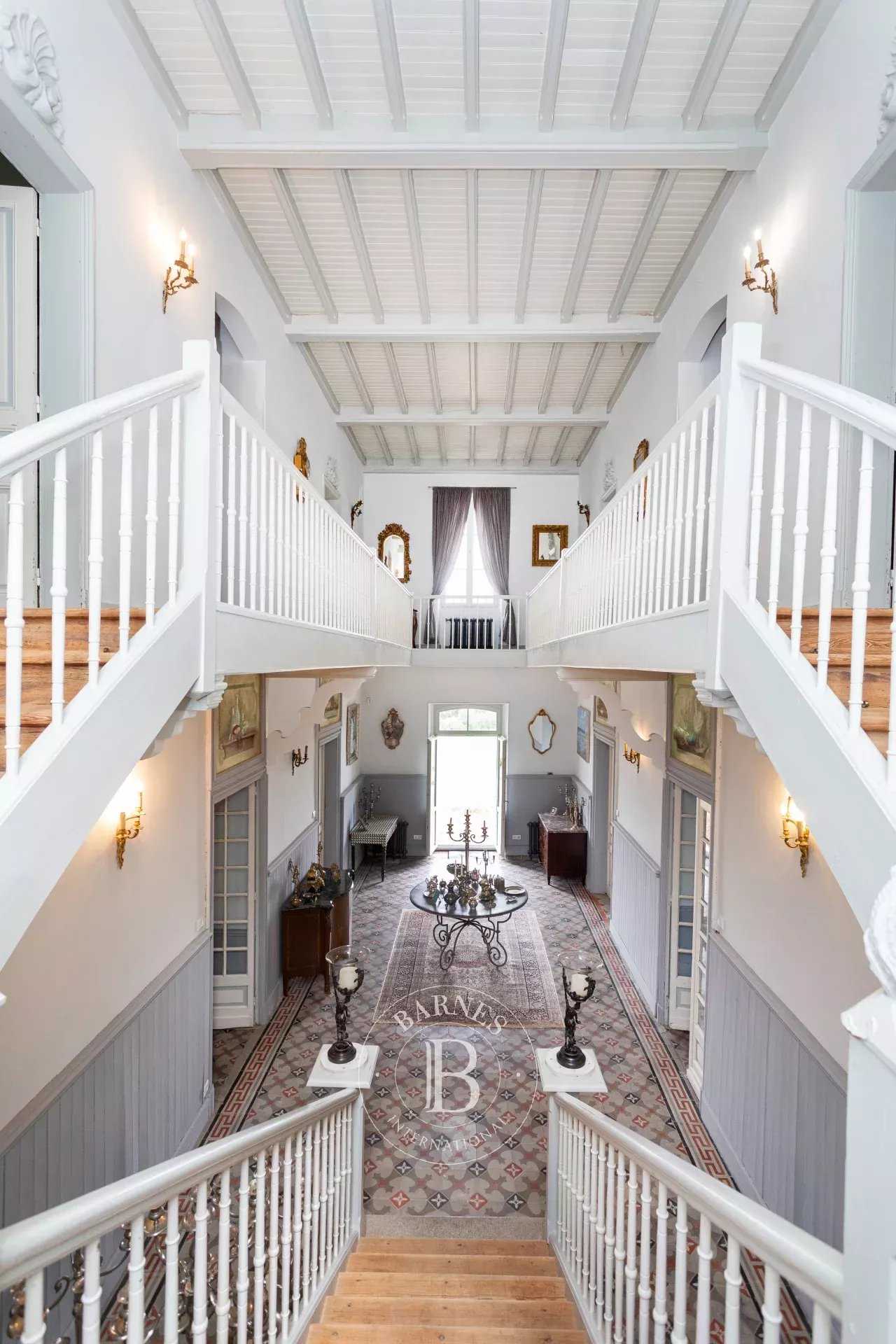 Vaudreuille  - Villa 10 Pi&egrave;ces 4 Chambres